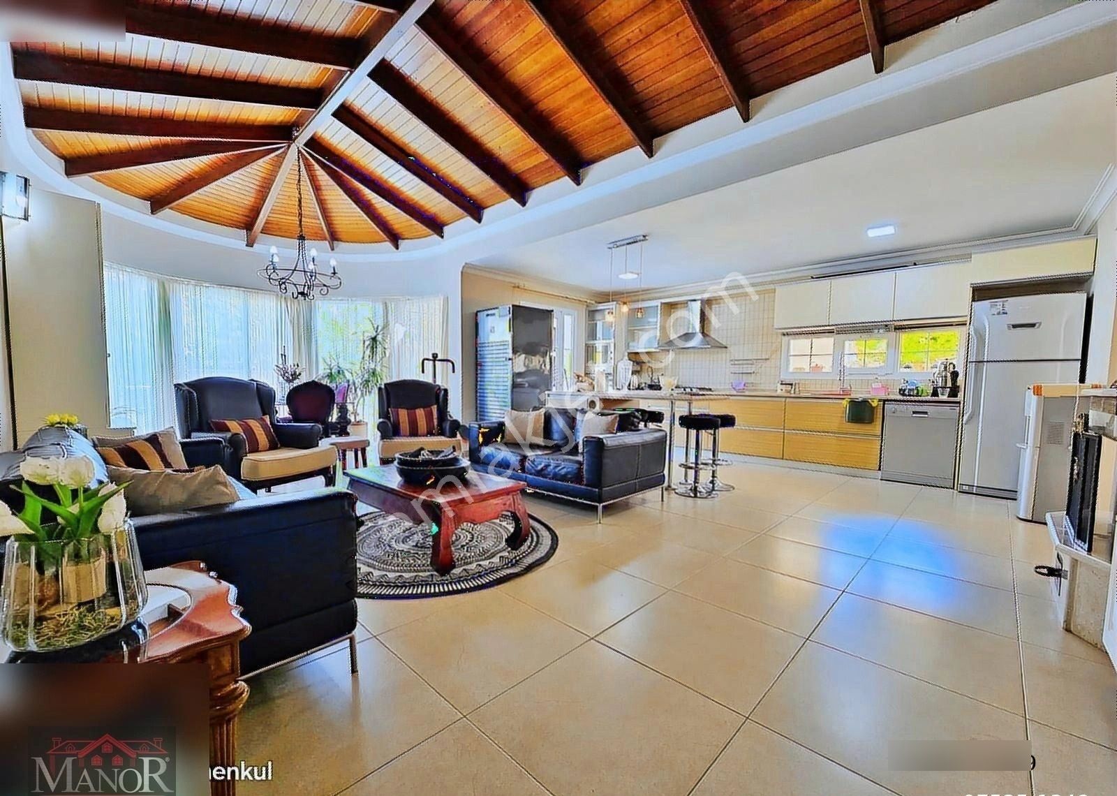 Kuşadası Değirmendere Mah. Mimarisi İle Göz Dolduran Villa - Görsel 23