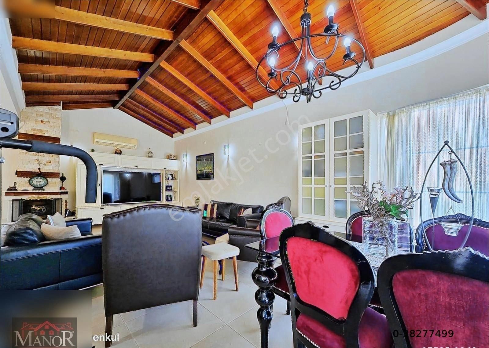 Kuşadası Değirmendere Mah. Mimarisi İle Göz Dolduran Villa - Görsel 35