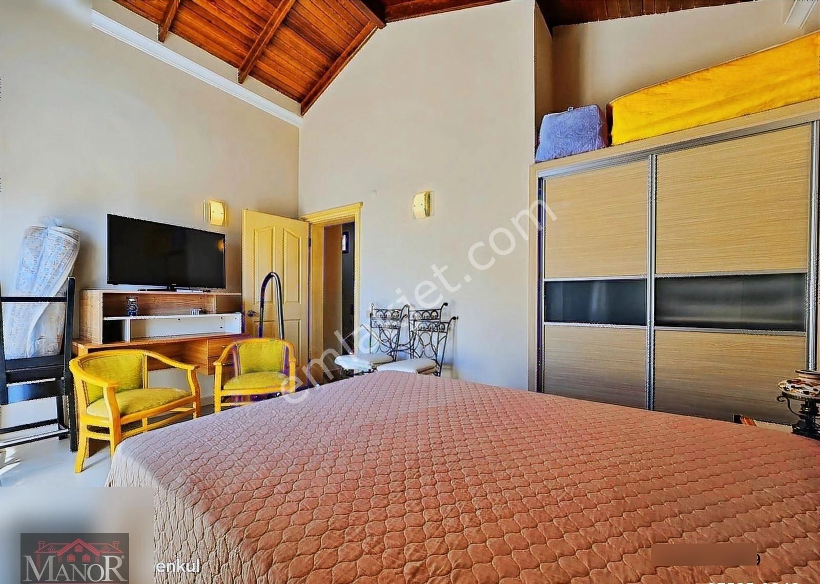 Kuşadası Değirmendere Mah. Mimarisi İle Göz Dolduran Villa - Görsel 4