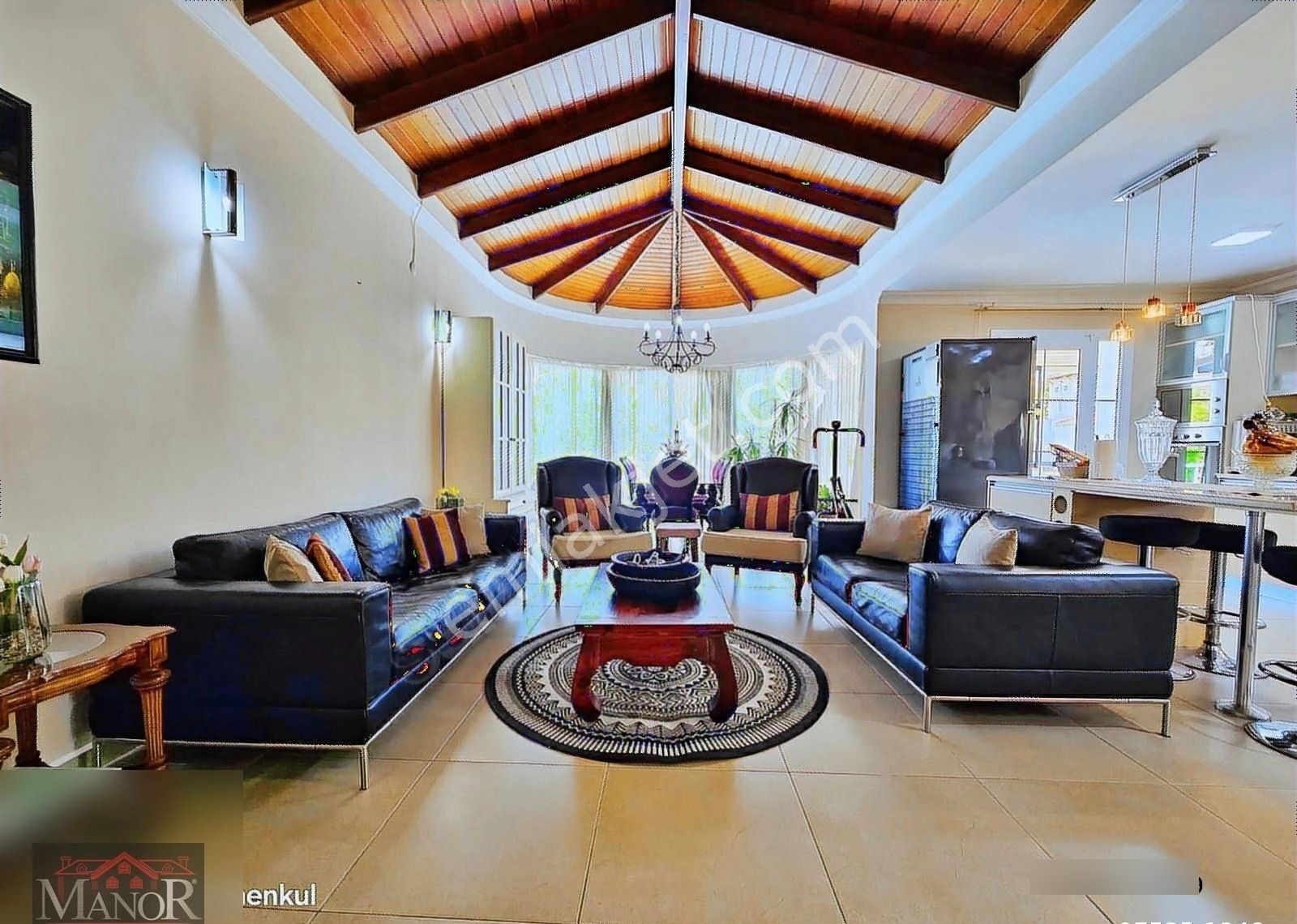 Kuşadası Değirmendere Mah. Mimarisi İle Göz Dolduran Villa - Görsel 17