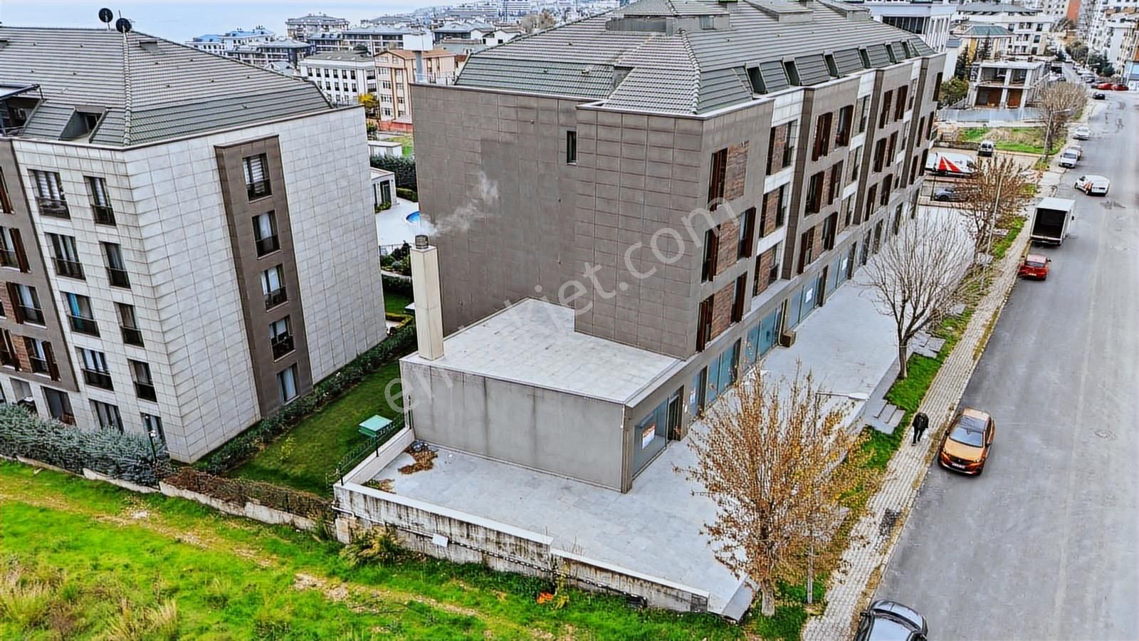 250 M2 Depolu Cadde Üzeri Köşe Cephe Satılık Dükkan - Görsel 10