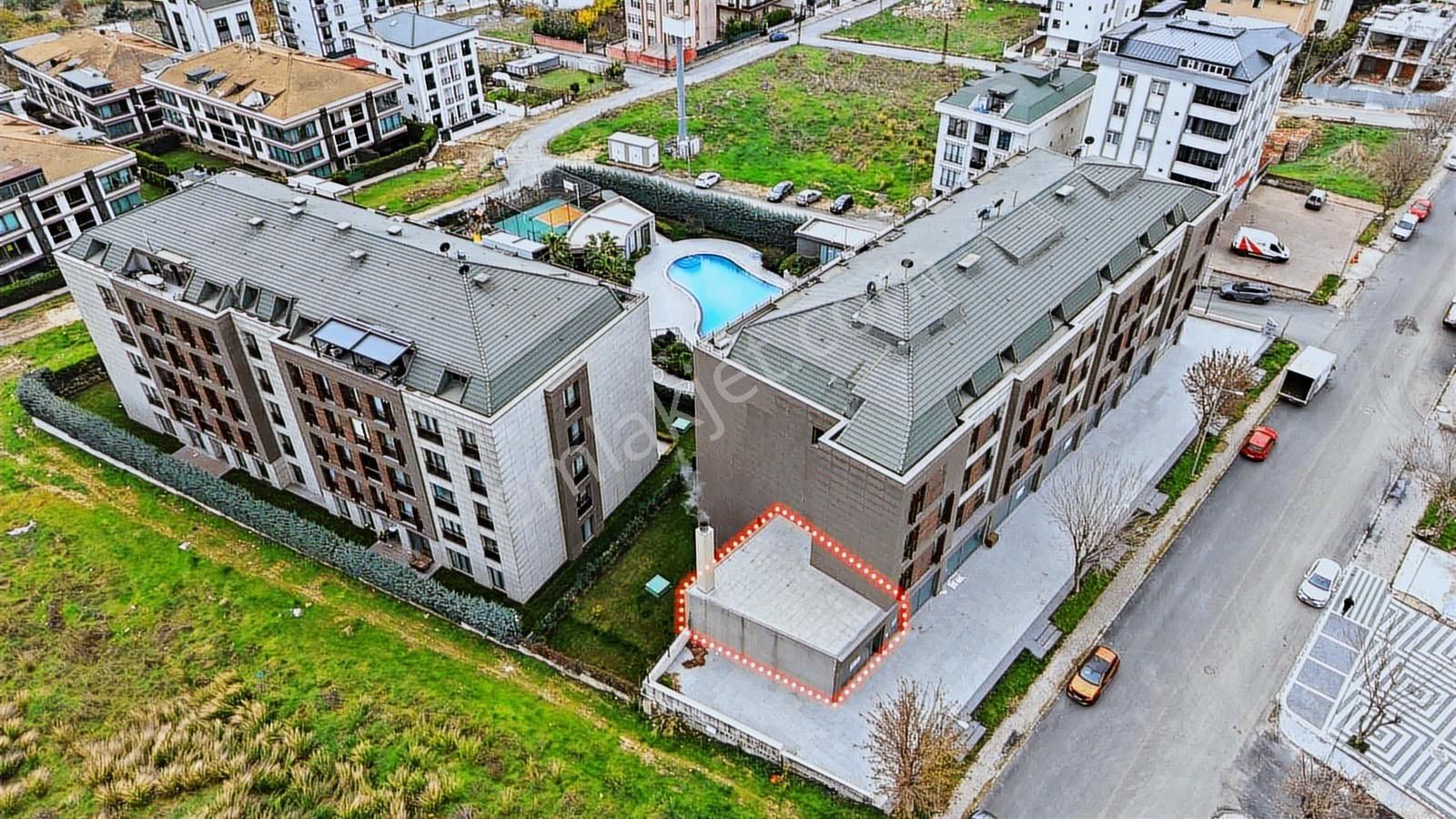 250 M2 Depolu Cadde Üzeri Köşe Cephe Satılık Dükkan - Görsel 11