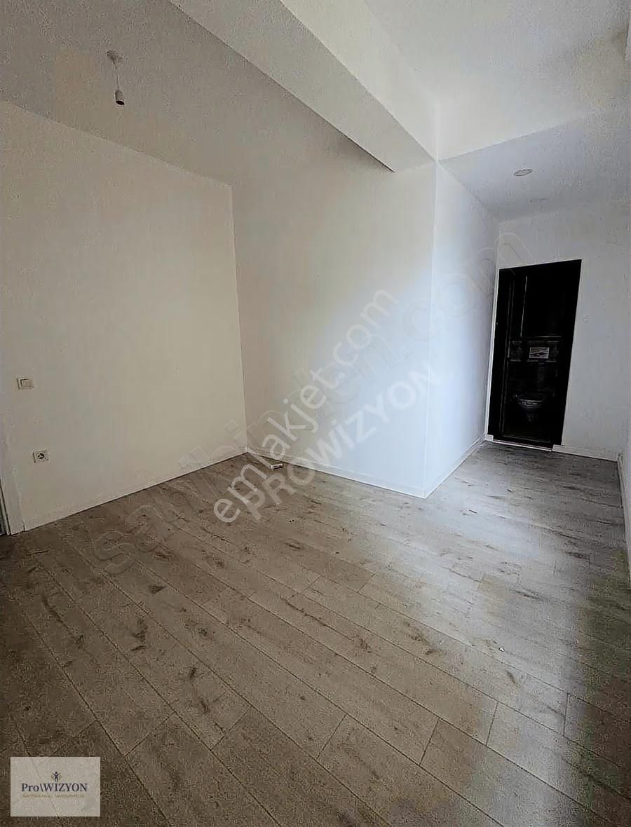 Sultanbeyli Merkezin Kalbinde 3+1 Arakat Daire | Eminevime Uygun - Görsel 15