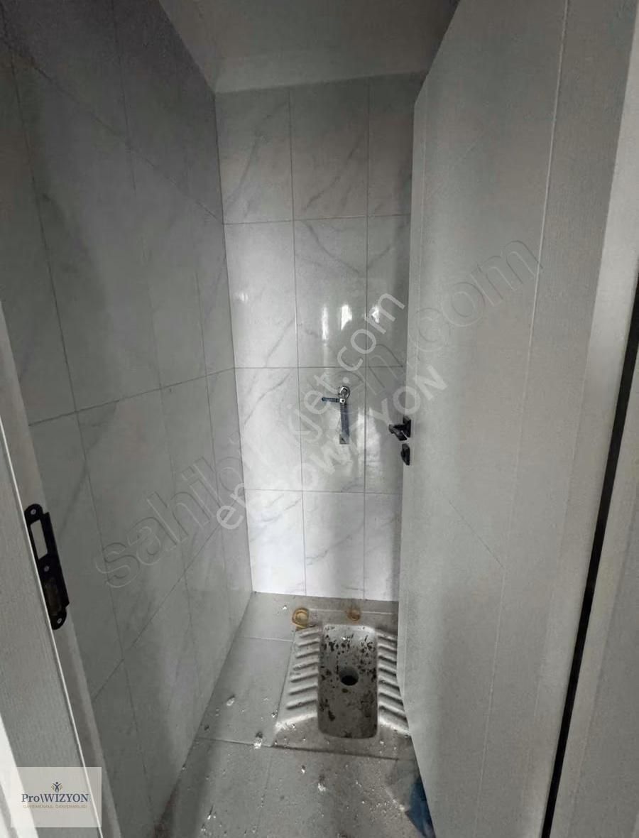 Satılık**sultanbeyli Merkezde 3+1 Arakat Daire**kapalı Otopark - Görsel 3