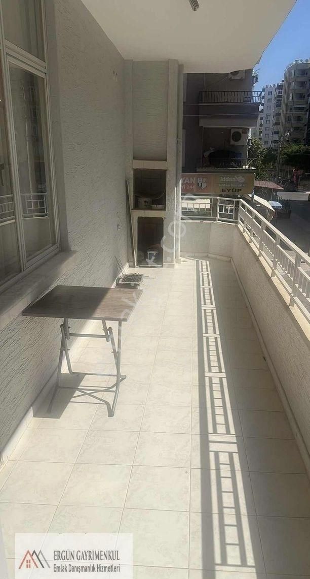 Mezitli Yeni Mahallede Site İçinde 150 M² 3+1 Asansörlü Daire - Görsel 3