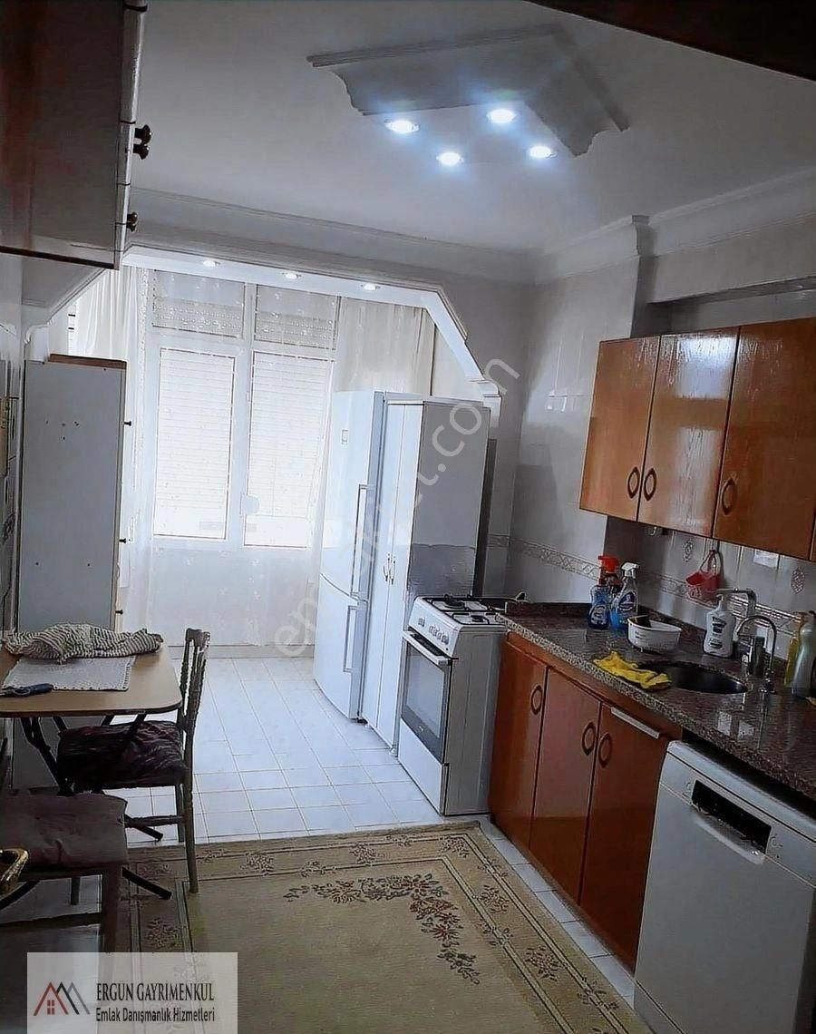 Ergünden Cumhuriyette Site İçerisinde Eşyalı 3+1 Kiralık Daire - Görsel 8