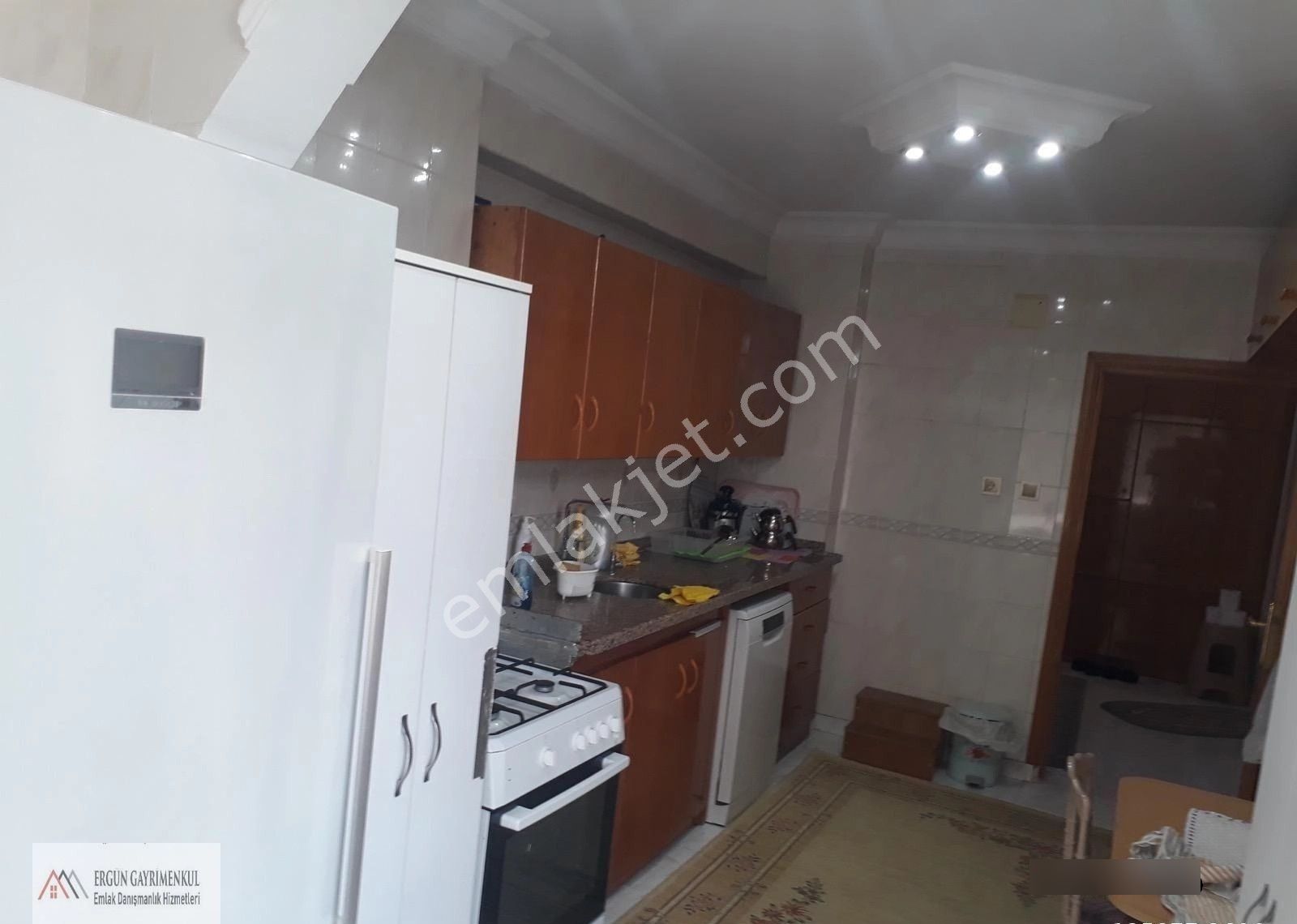 Ergünden Cumhuriyette Site İçerisinde Eşyalı 3+1 Kiralık Daire - Görsel 30