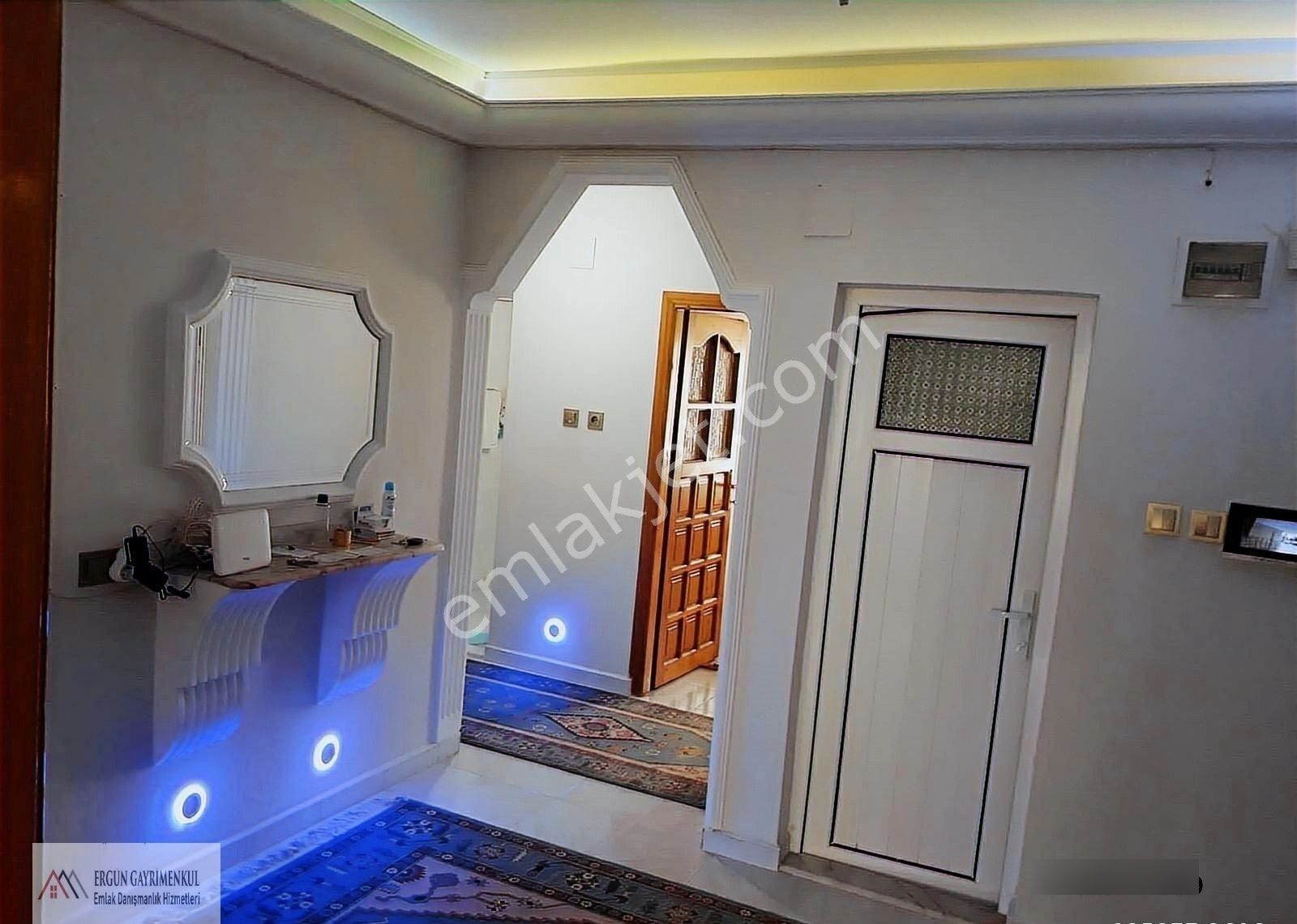 Ergünden Cumhuriyette Site İçerisinde Eşyalı 3+1 Kiralık Daire - Görsel 28