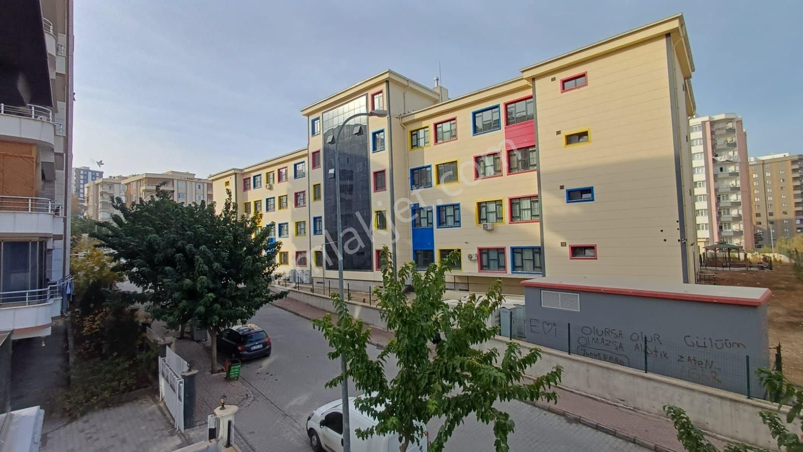 Güzel Emlak Tan Balık Ayağı Bulvarına Yakın - Görsel 24