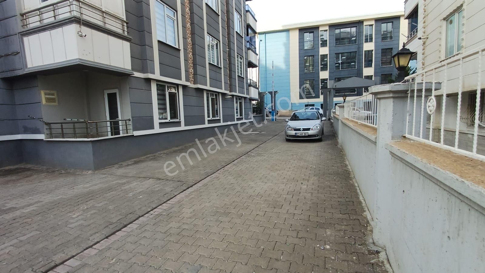 Güzel Emlak Tan Balık Ayağı Bulvarına Yakın - Görsel 3