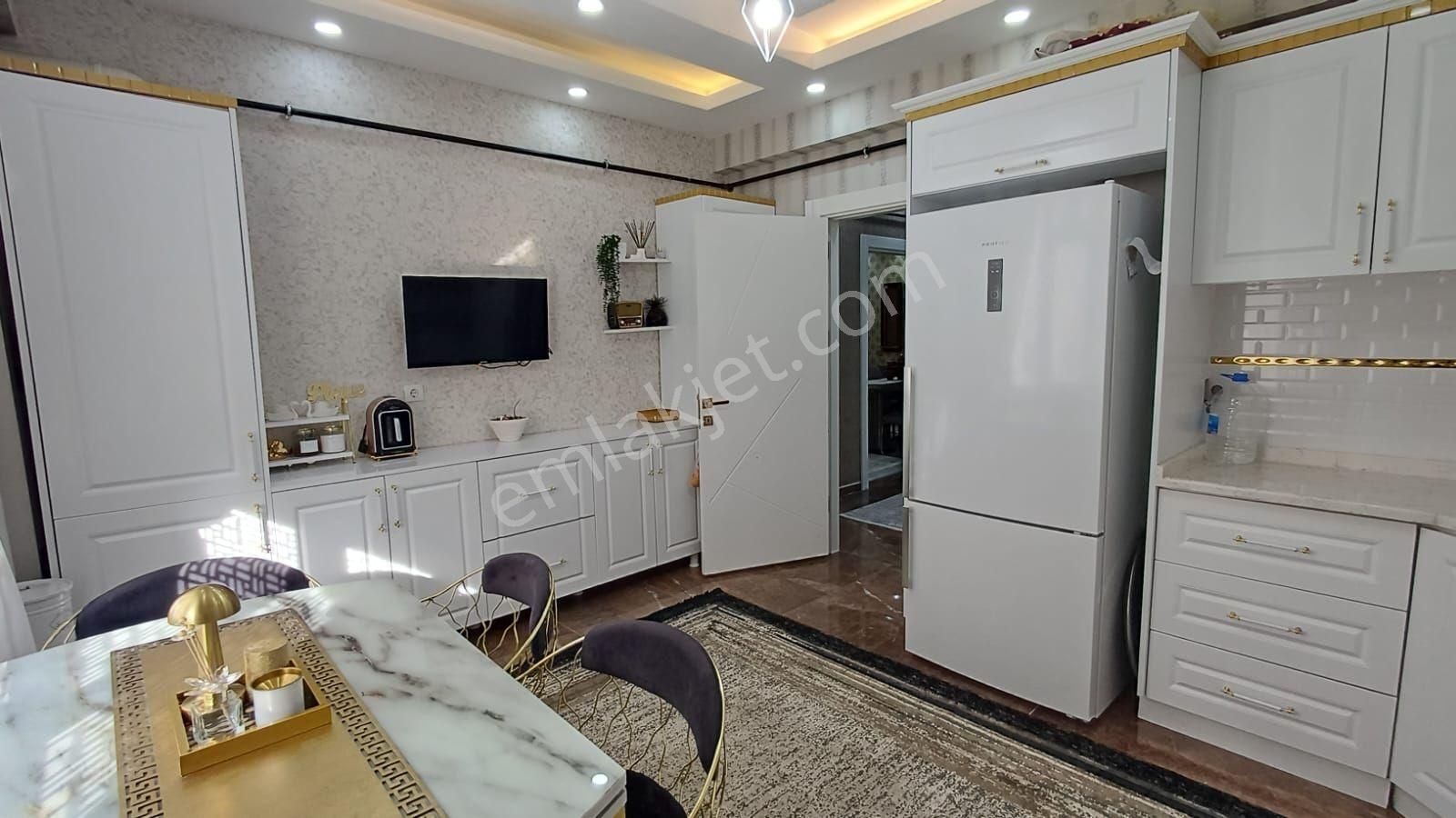 Güzel Emlak Tan Balık Ayağı Bulvarına Yakın - Görsel 14