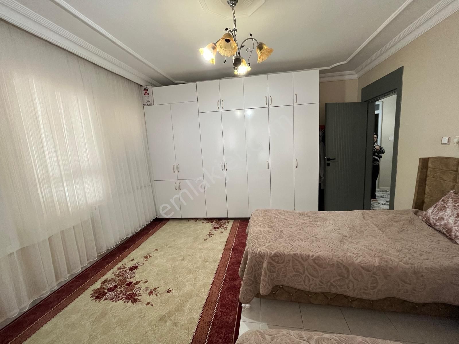 Güzel Emlak Tan Bakımlı Temiz Daire - Görsel 17