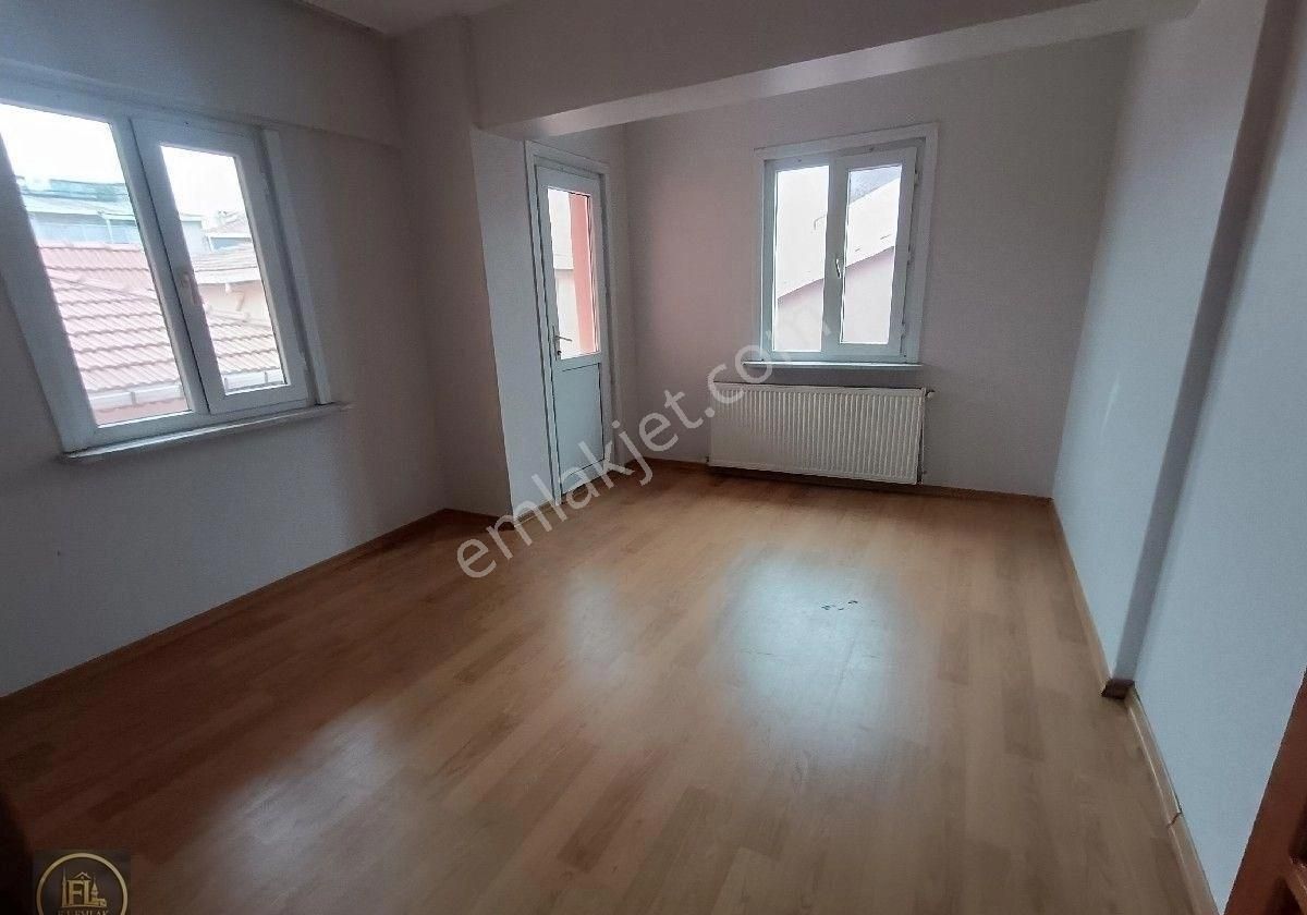 F-l Emlaktan Cumhuriyet Mahallesinde 130m2 3-1 - Görsel 6