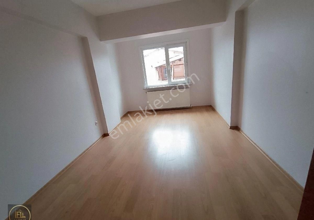 F-l Emlaktan Cumhuriyet Mahallesinde 130m2 3-1 - Görsel 5