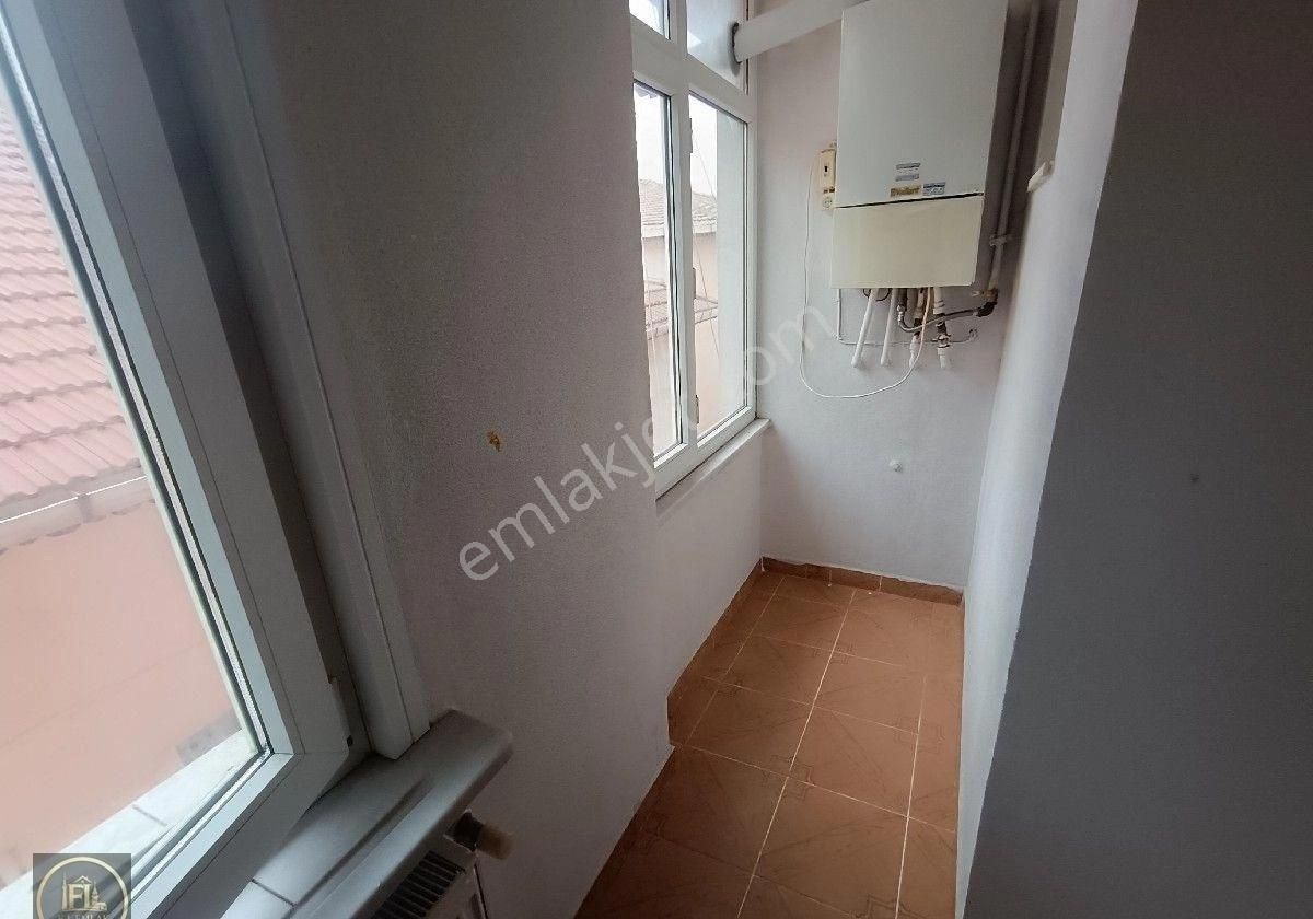 F-l Emlaktan Cumhuriyet Mahallesinde 130m2 3-1 - Görsel 17