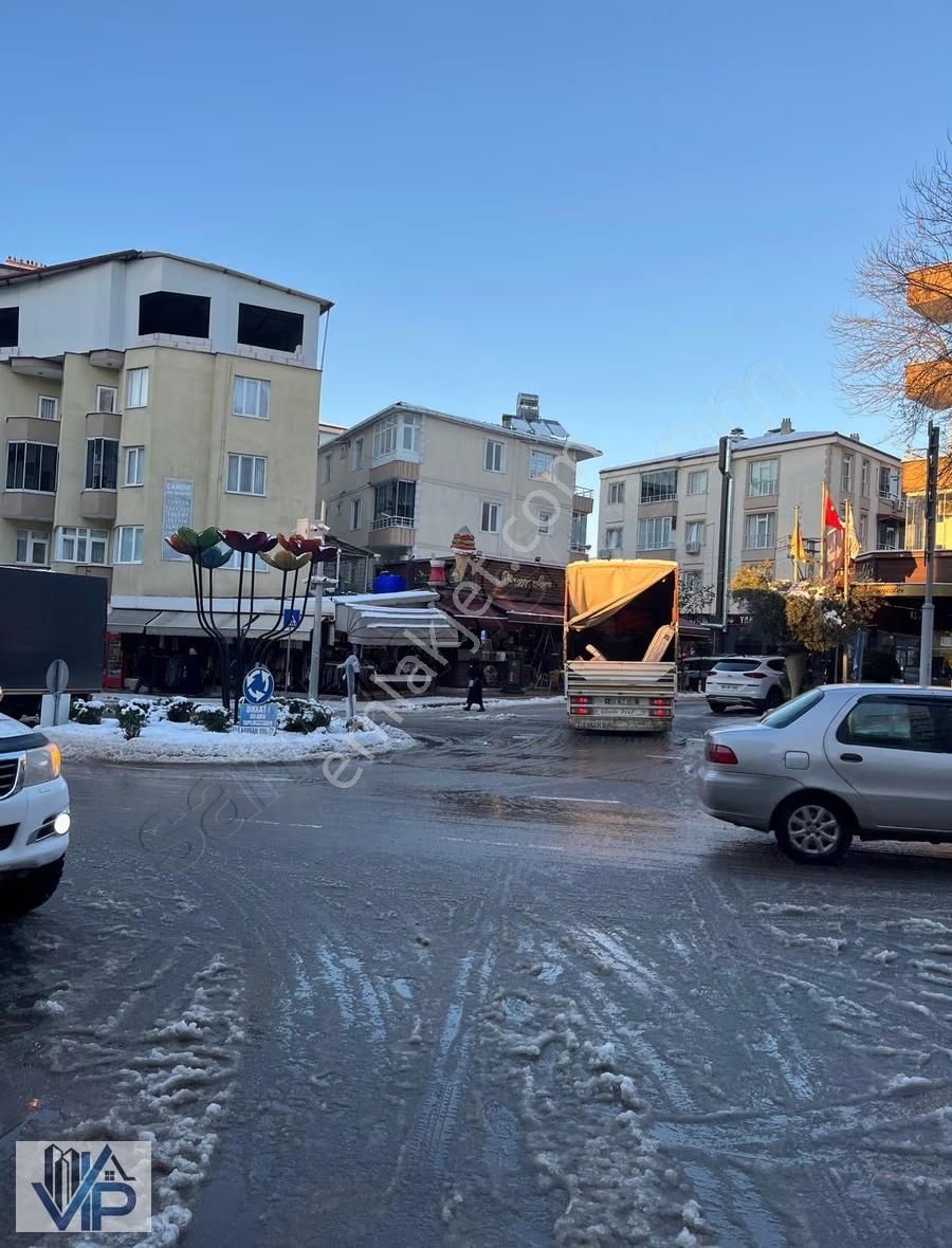 Bafra Vıp Gayrimenkulden Emirefendi Mah. 350m2 Kiralık Dükkan - Görsel 3