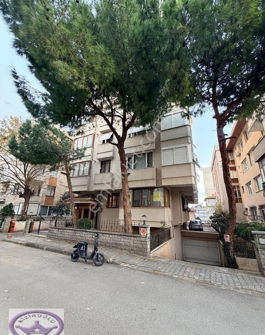 Adatepe Sahilde Genç Binada Kapalı Açık Otoparklı Katta Tek 3 + 1