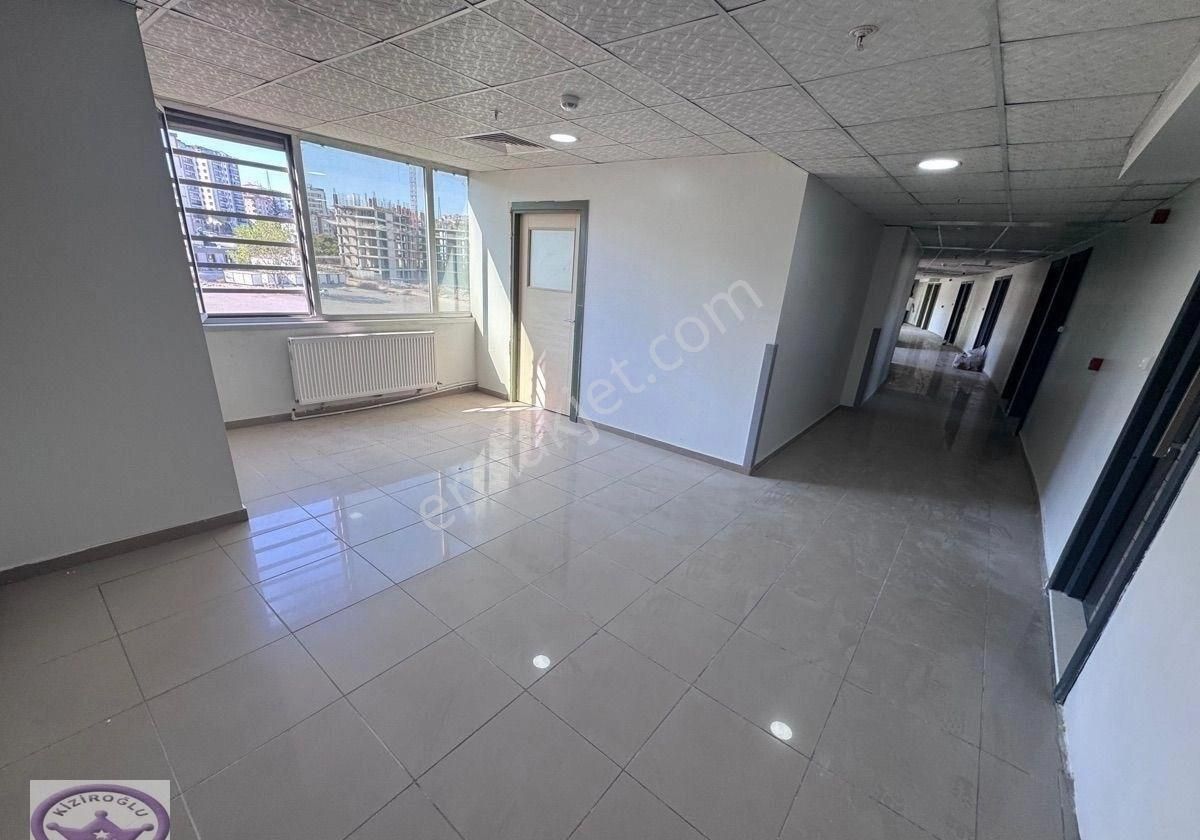 Pendik Marmara Üni. Hastanesinin Karşısında Metro Önü Güvenlikli Binada Stüdyo Daire - Görsel 2