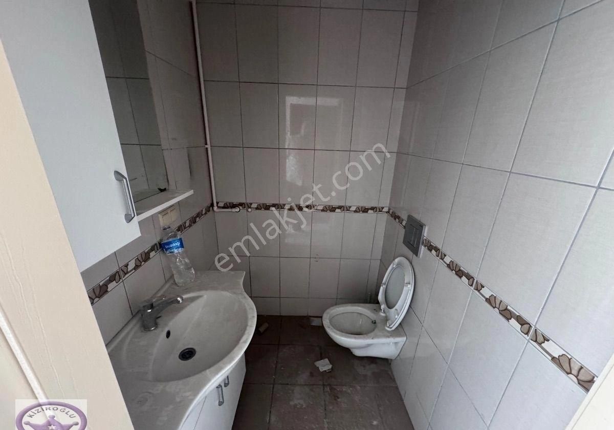 Pendik Marmara Üni. Hastanesinin Karşısında Metro Önü Güvenlikli Binada Stüdyo Daire - Görsel 19