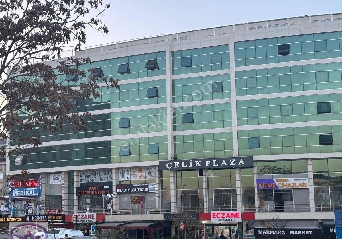 Marmara Üniversitesi Hastanesi’nin Karşısında Metro Girişinde İskanlı Ofis - Görsel 5