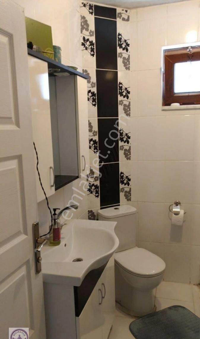 Girne Mah. Deprem Yön. İskanlı Teraslı Kapalı Garajlı Lux 3+1 - Görsel 22