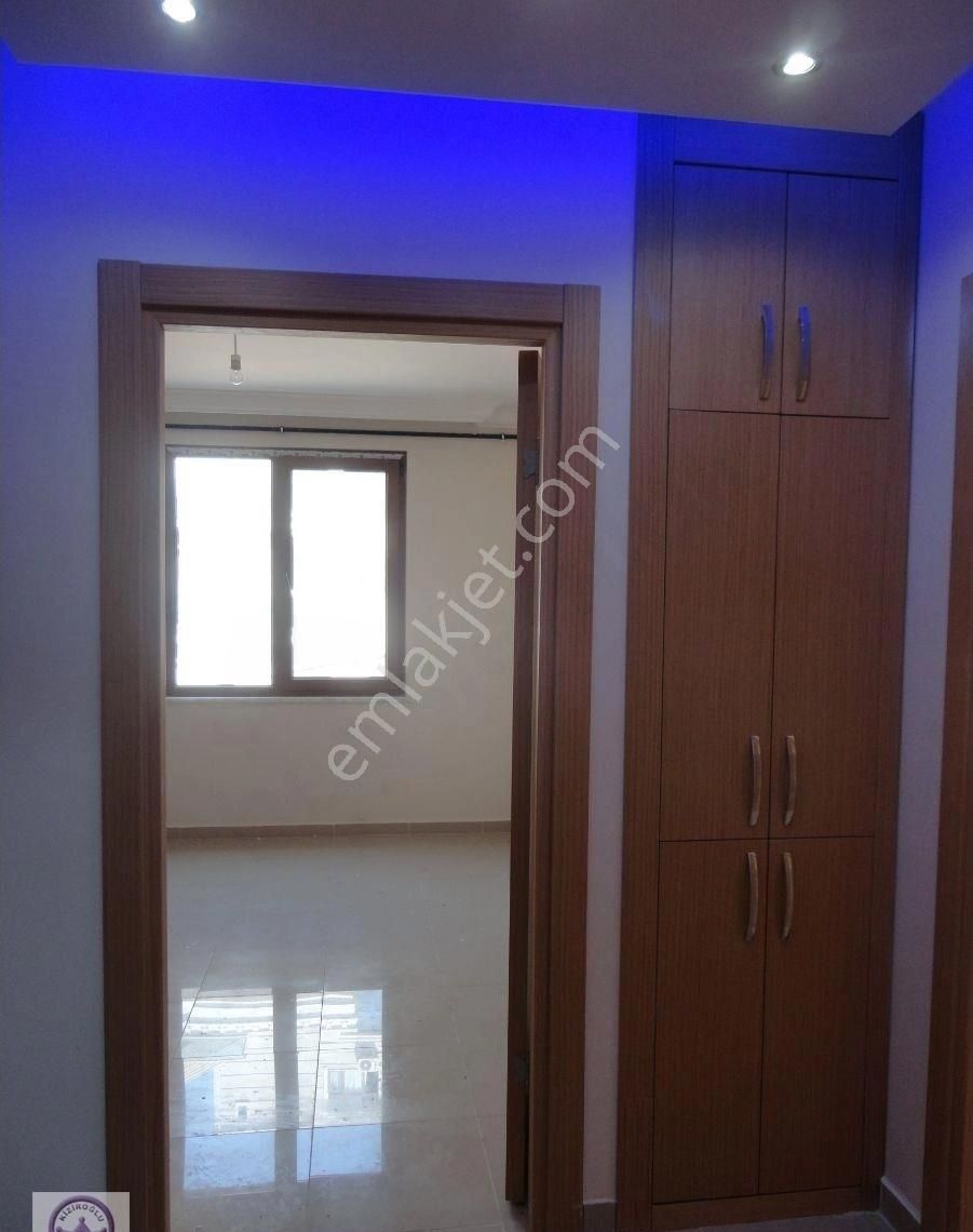 Maltepe Kiralık Daire Metro Durağına Komşu 140m2 3+1 Aradublex - Görsel 9