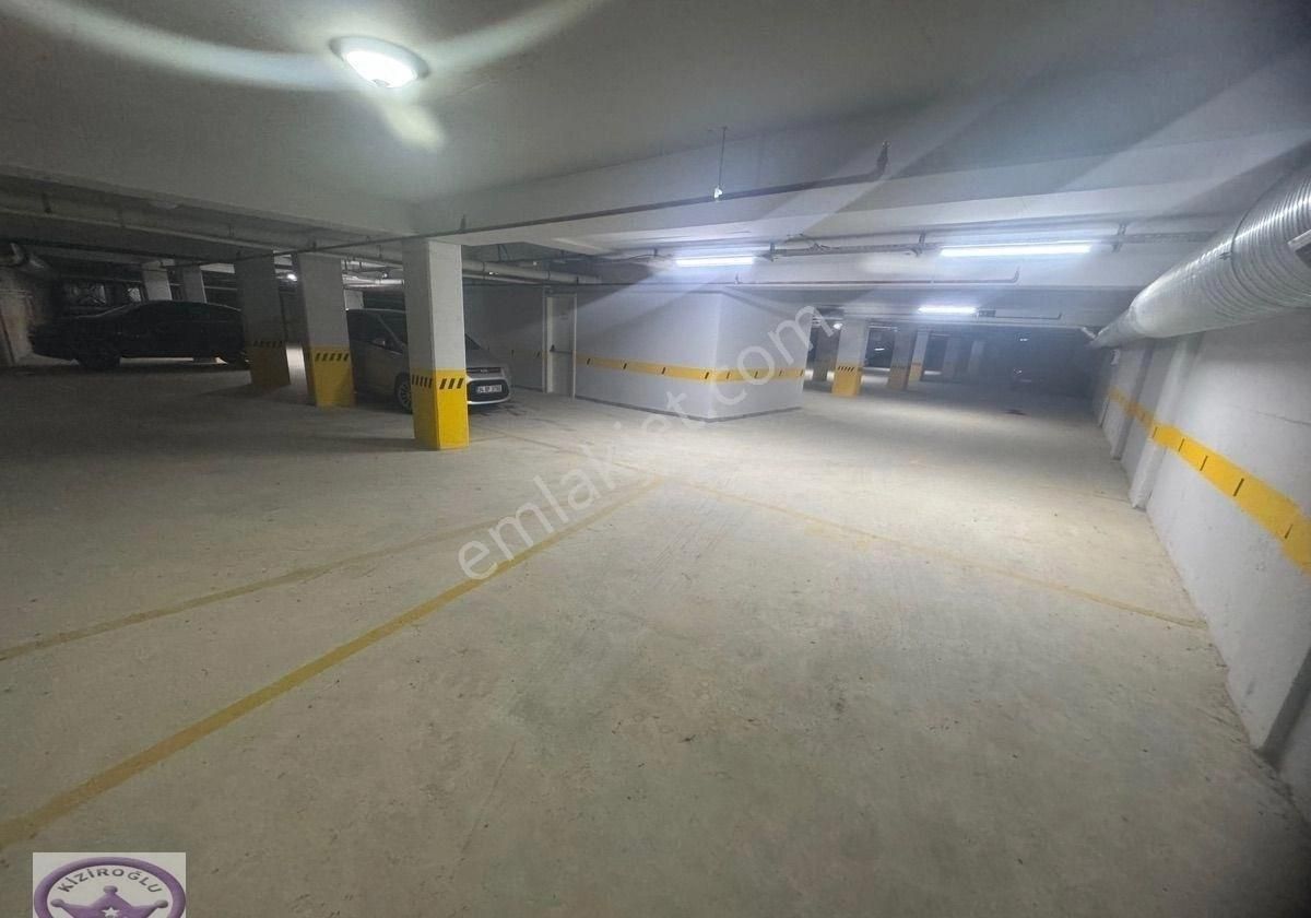 Marmaray Yanı Süreyya Evlerinde Güvenlikli İskanlı Balkonlu 2+1 - Görsel 22