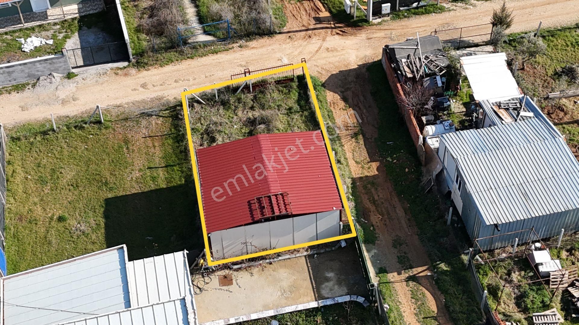 Oğlananasında 100 M2 Arsa İçinde 2 Oda Natamam Bahçeli Ev Menderes İzmir - Görsel 25