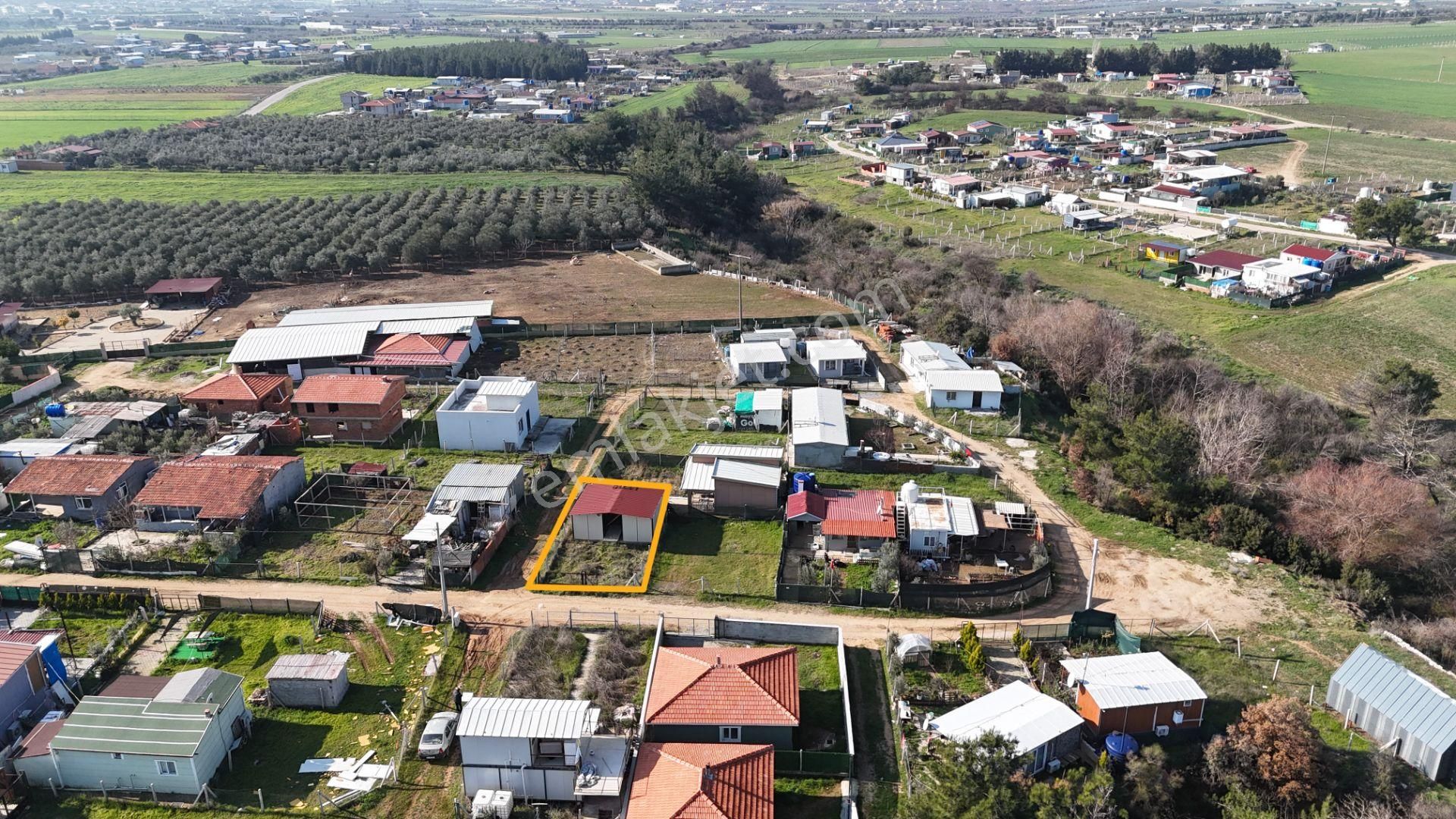 Oğlananasında 100 M2 Arsa İçinde 2 Oda Natamam Bahçeli Ev Menderes İzmir - Görsel 24