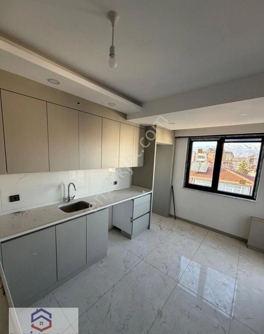 Şahin Emlaktan Denizli Acıpayam Ana Cadde Üzeri 150 M² 3+1 Satılık Daire - Görsel 2