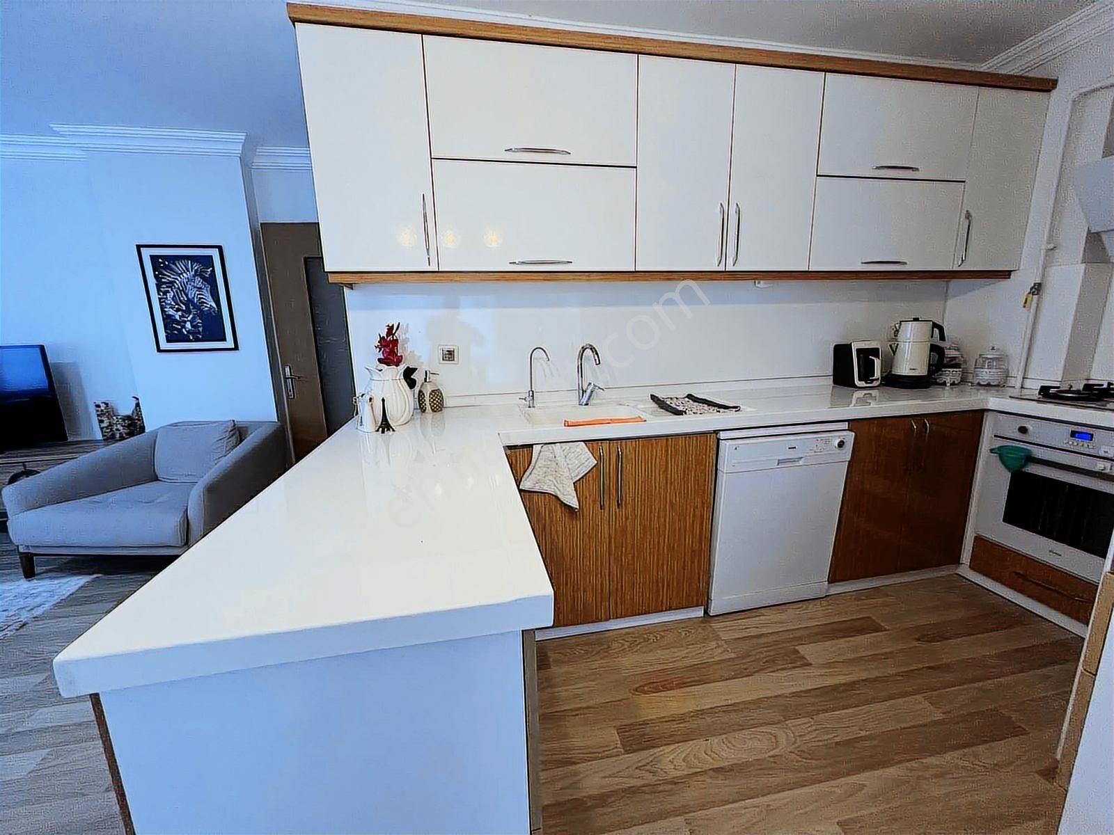 Süper Ultralüks Çarşı İçi 180m2 - Görsel 4