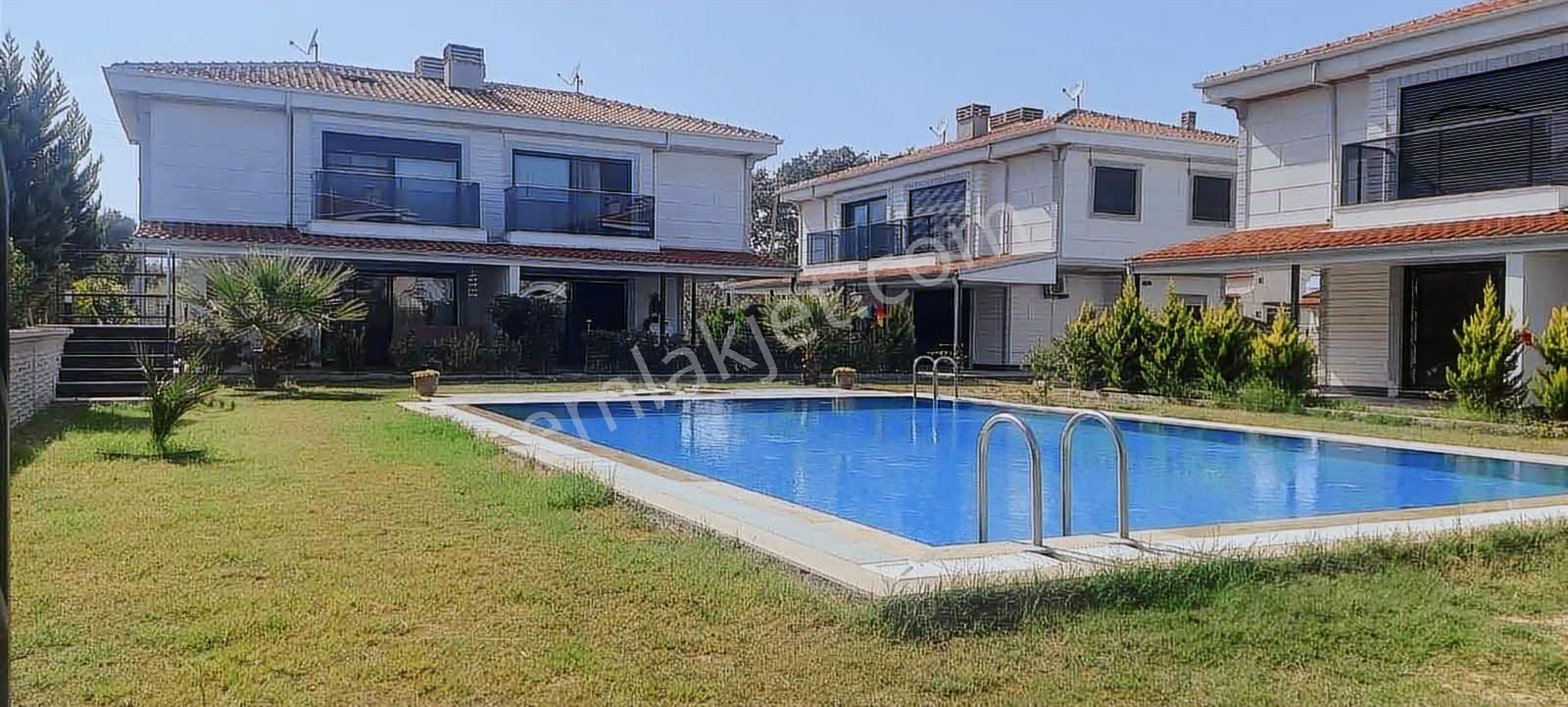 Pascha Emlak'tan Güzelçamlı'da Havuzlu Satılık 3+1 Yazlık Villa - Görsel 19