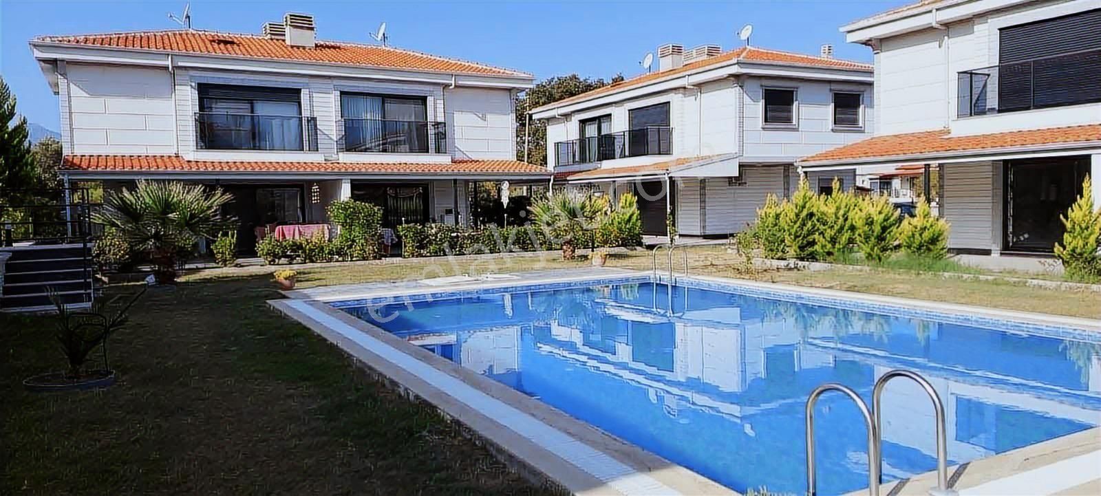 Pascha Emlak'tan Güzelçamlı'da Havuzlu Satılık 3+1 Yazlık Villa - Görsel 8