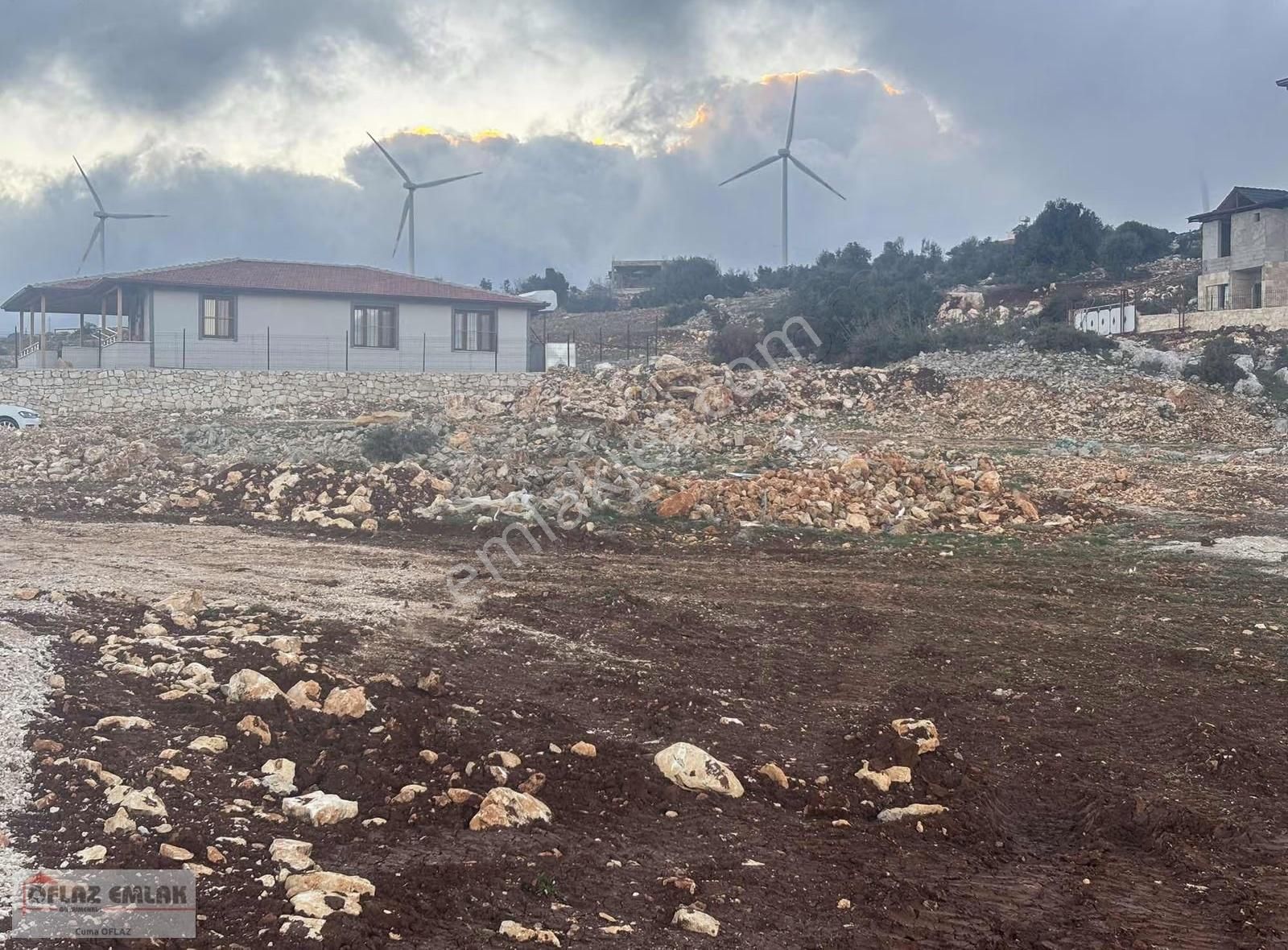 Oflaz Emlaktan Satılık Köşe Başı Önü Açık Villa Arsası - Görsel 5