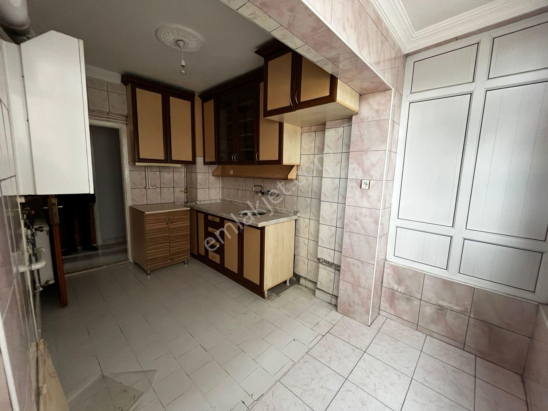 Sincan Mareşal Çakmak Mh.de 3+1 Kiralık Daire - Görsel 4