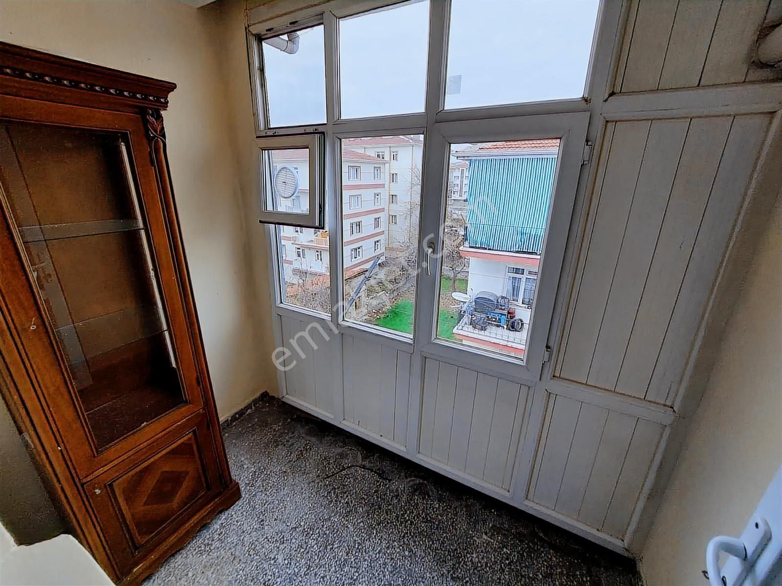 Adres'ten_mareşal'da_ana_cadde_yakını_katta_ön_cephe_3+1_daire_ - Görsel 26