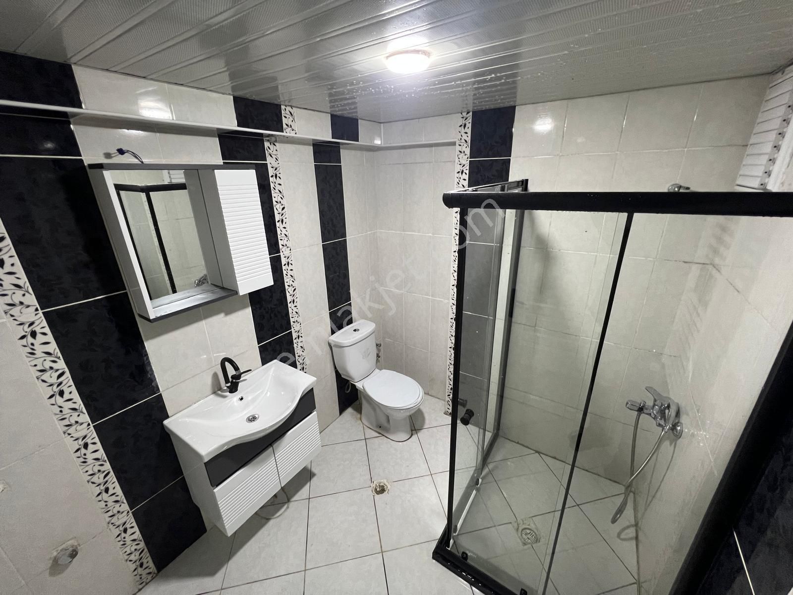 Kariyer'den Kanuni'de 3+1 Ön Cephe Ultra Lüx Yapılı Kat Konumunda Yüksek Giriş - Görsel 26