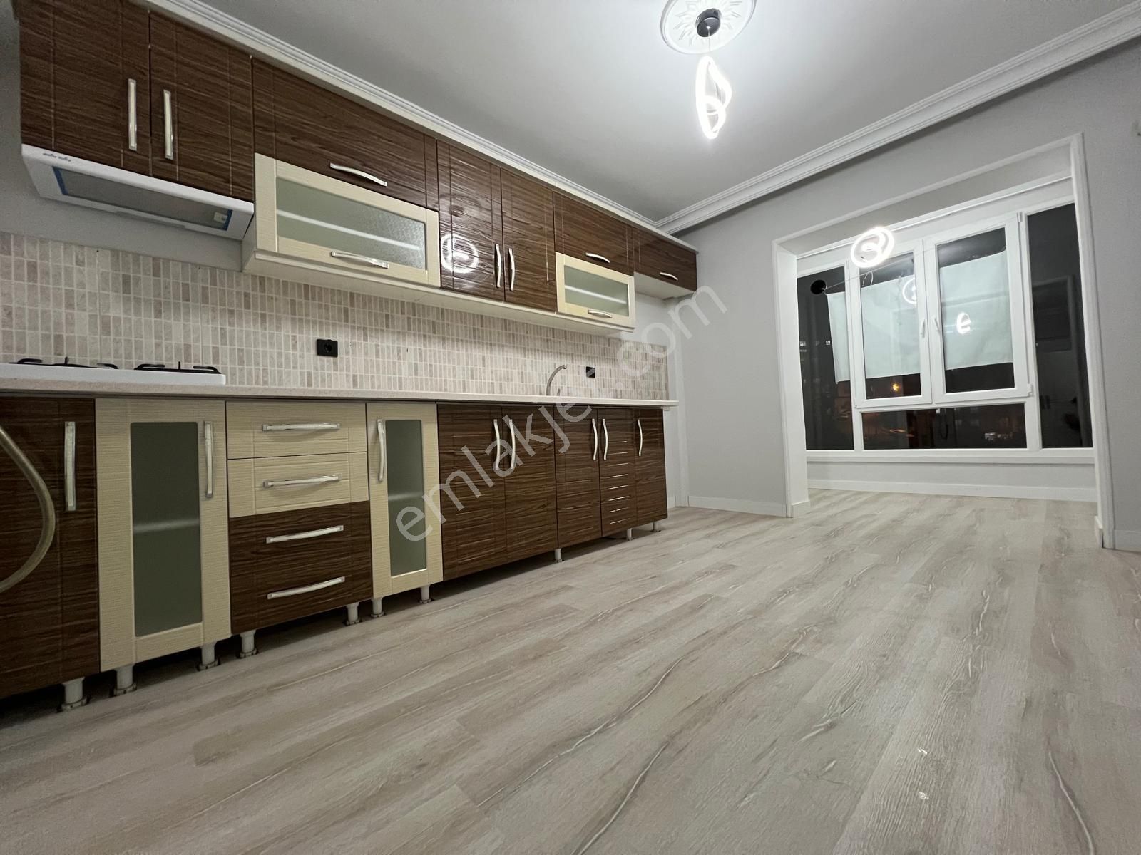 Kariyer'den Kanuni'de 3+1 Ön Cephe Ultra Lüx Yapılı Kat Konumunda Yüksek Giriş - Görsel 5