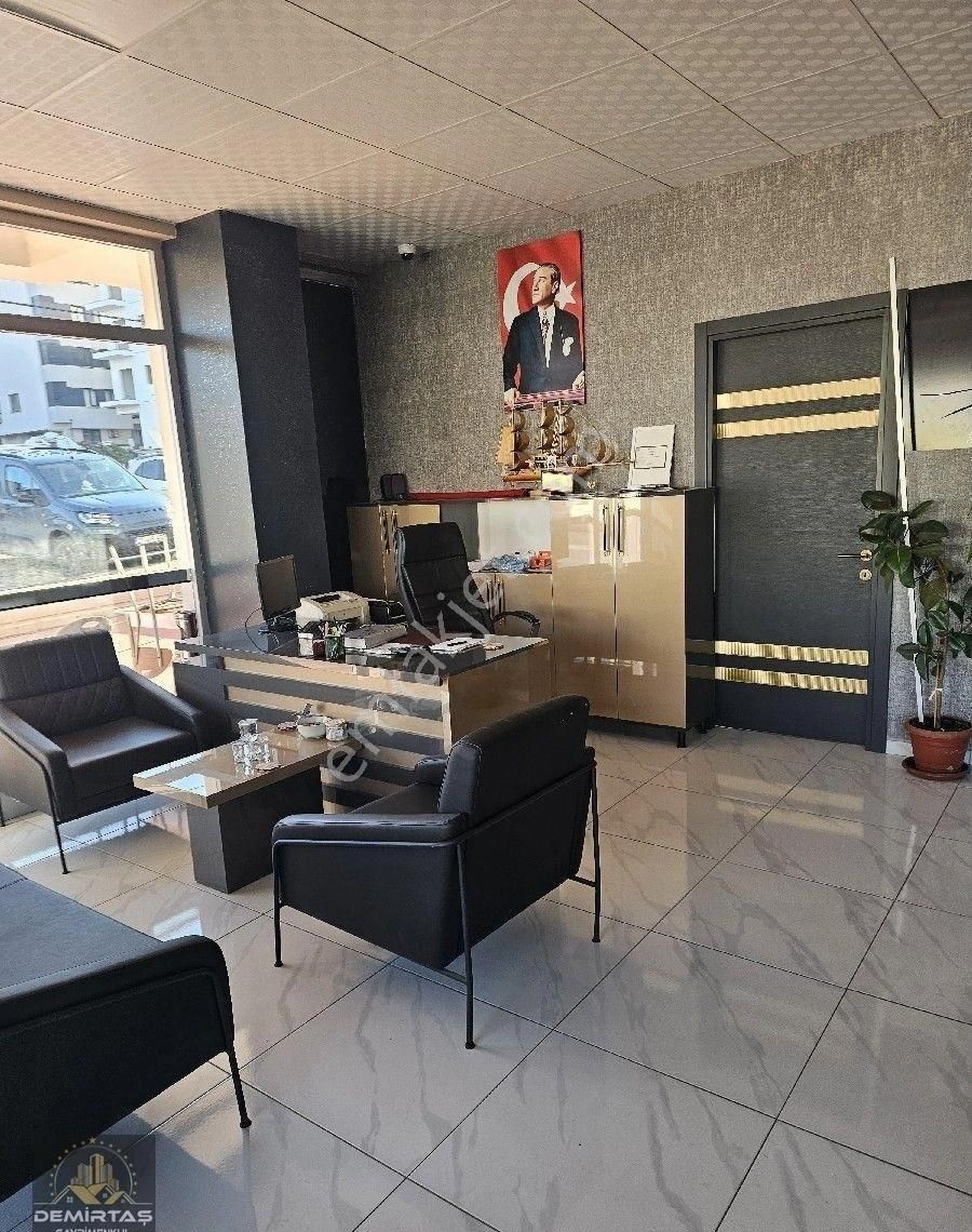 Çakmakta Devren Satılık Emlak Ofısı