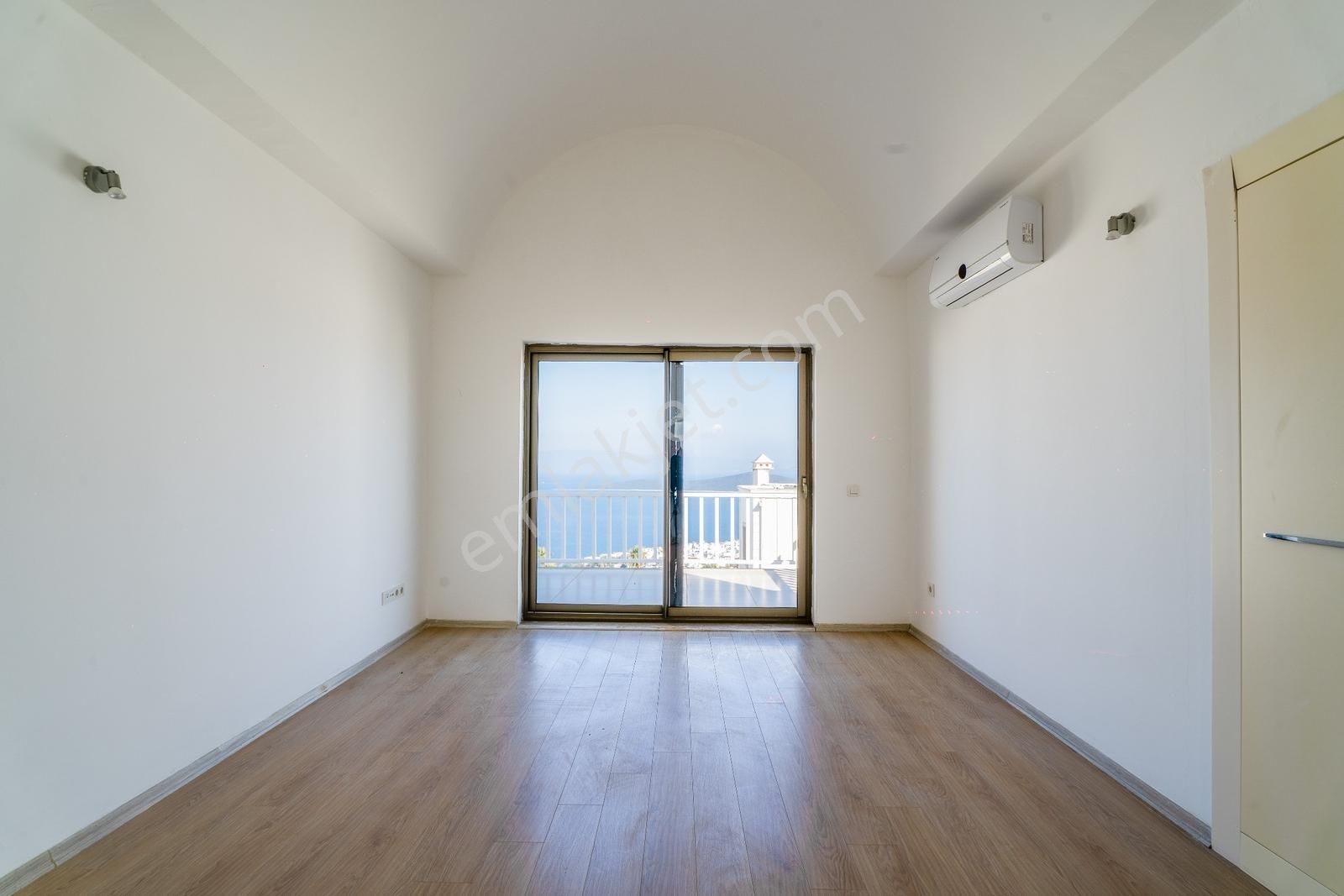 Gündoğan Satılık Azure Villaları Köşe Konum - Görsel 17