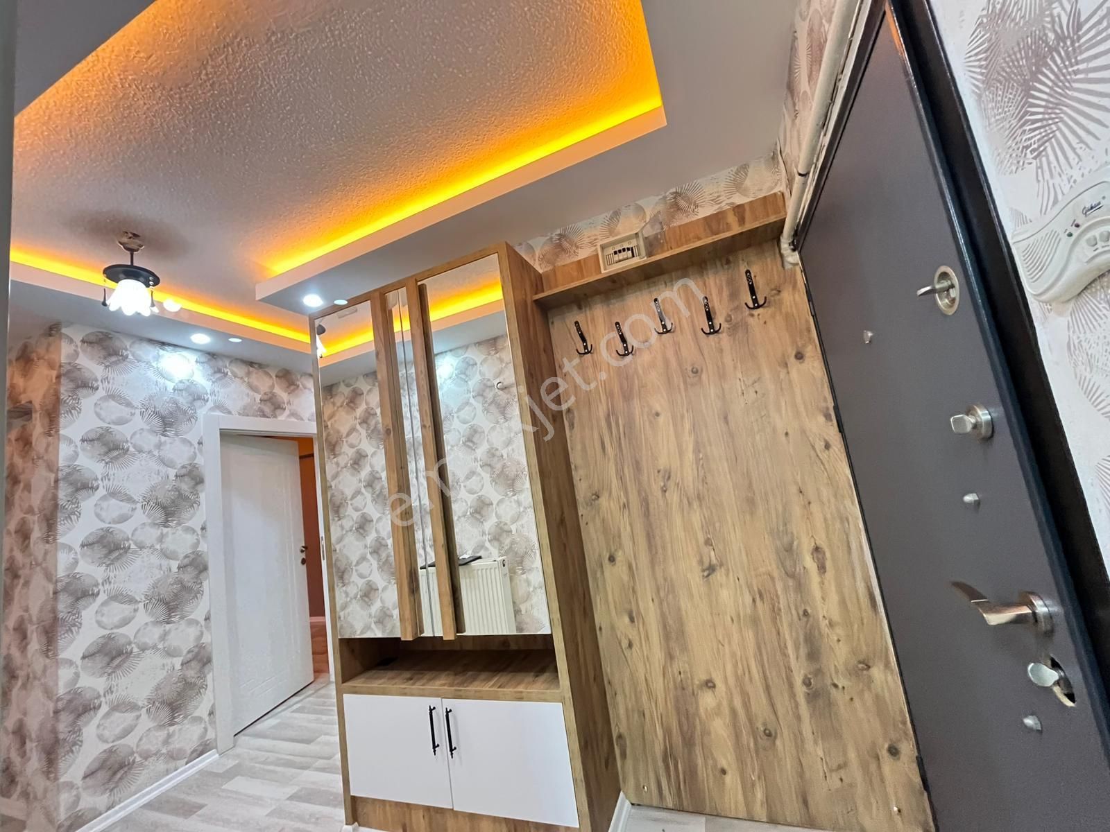 Mç Emlak Tan Plevne Mah. De 3+1 Full +full Yapılı Daire - Görsel 4