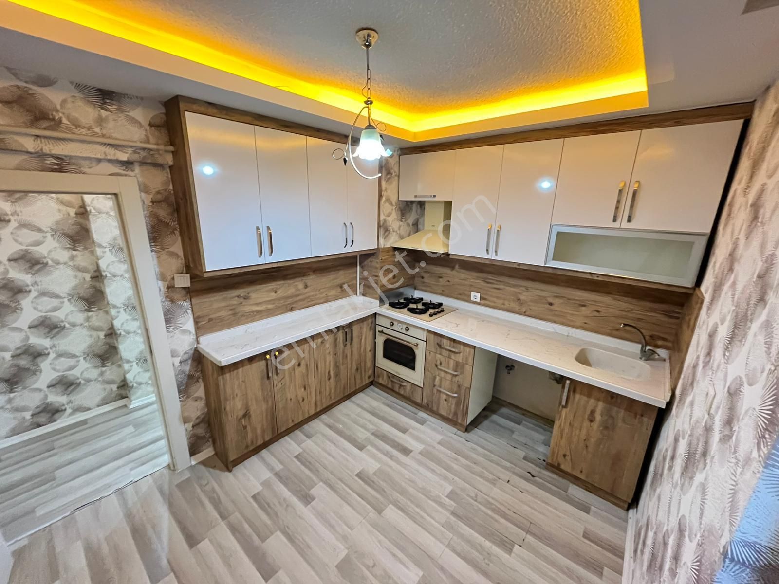 Mç Emlak Tan Plevne Mah. De 3+1 Full +full Yapılı Daire