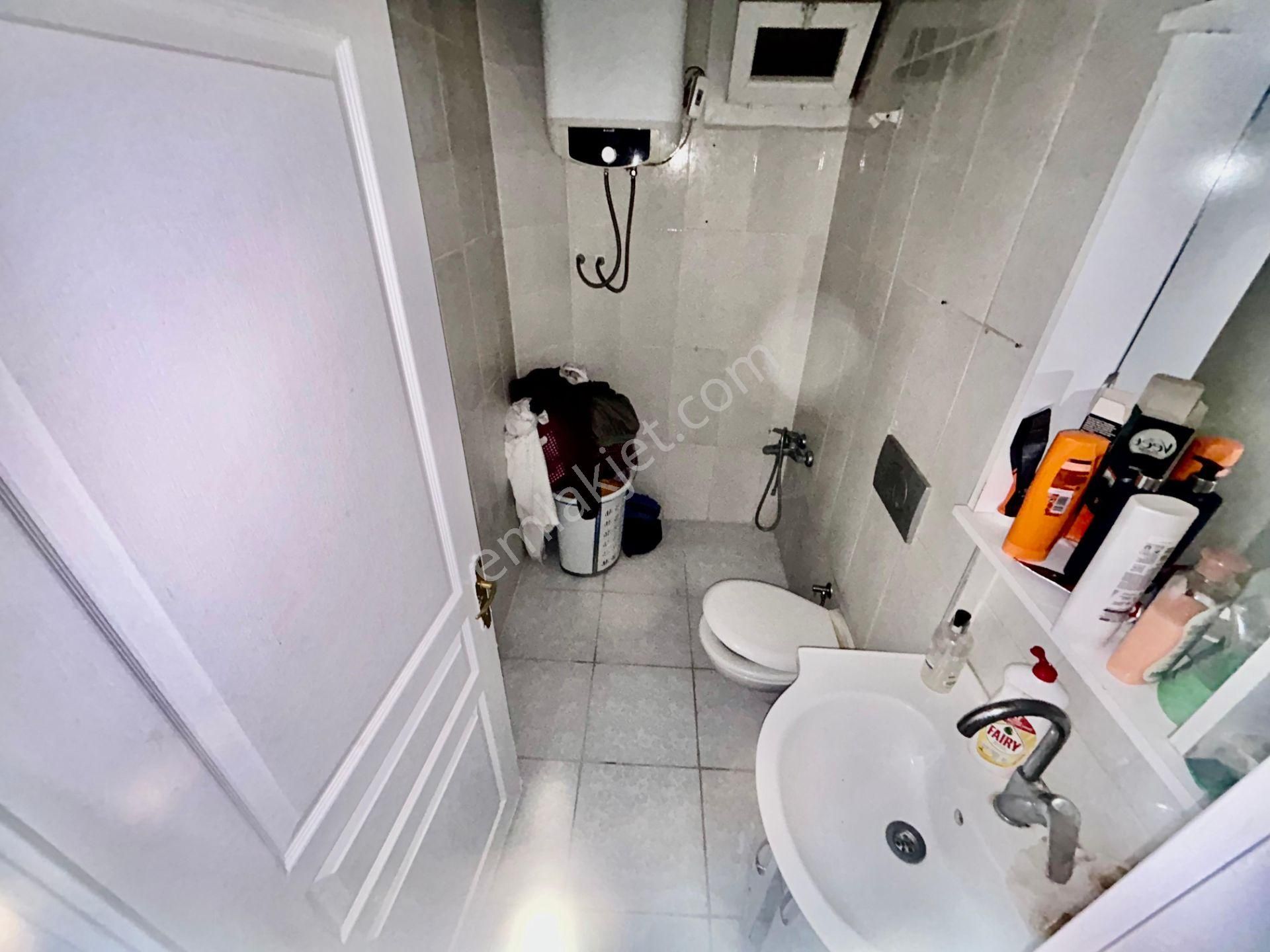 Yükselden Edremitte 'k.mutfak D.gazlı Ebv. Banyolu' 2+1 Satılık Müstakil Ev - Görsel 5