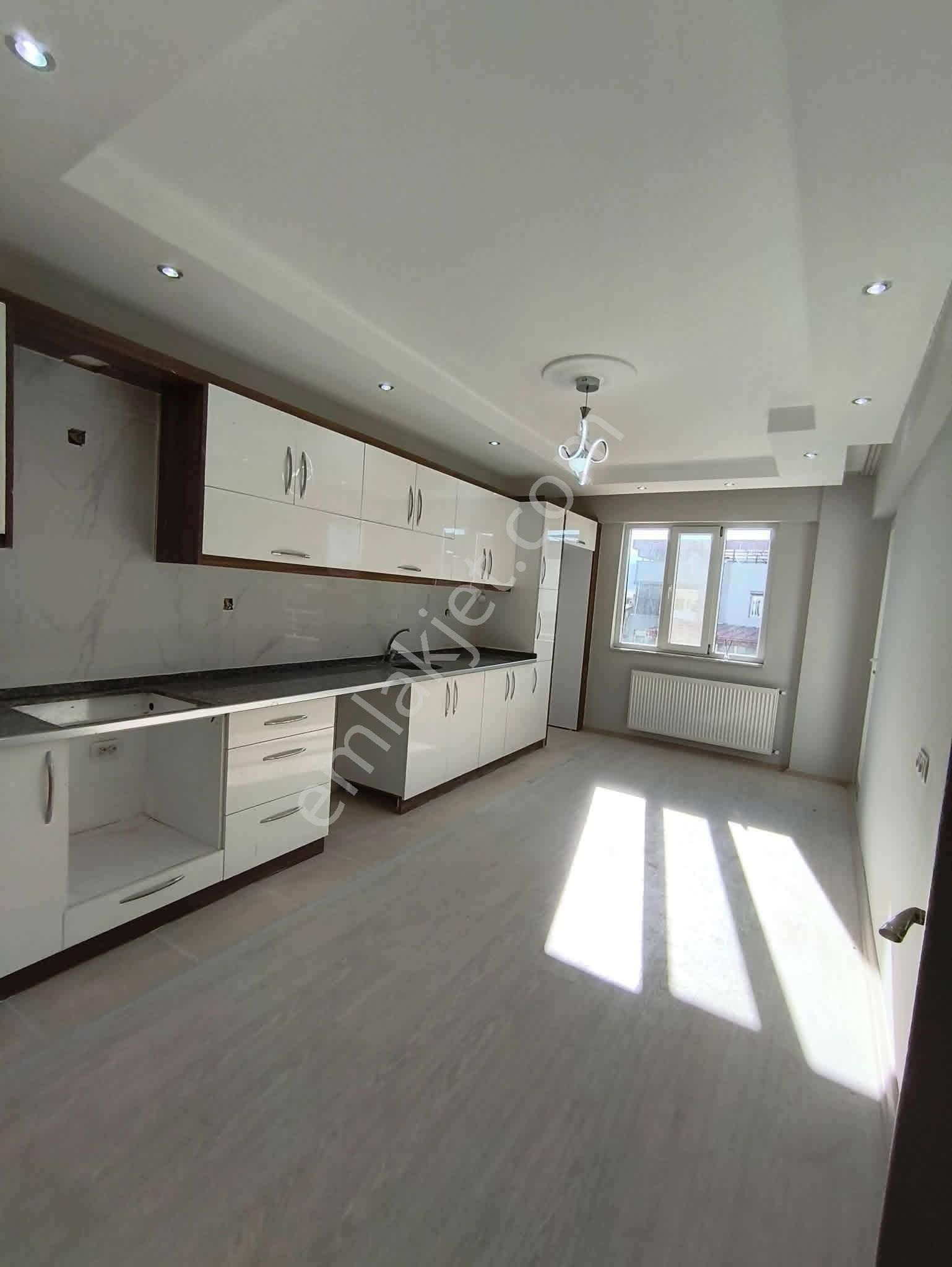 Umut Emlaktan Buharkent Merkezde 2+1 120 M2 Daire Satılıktır - Görsel 7