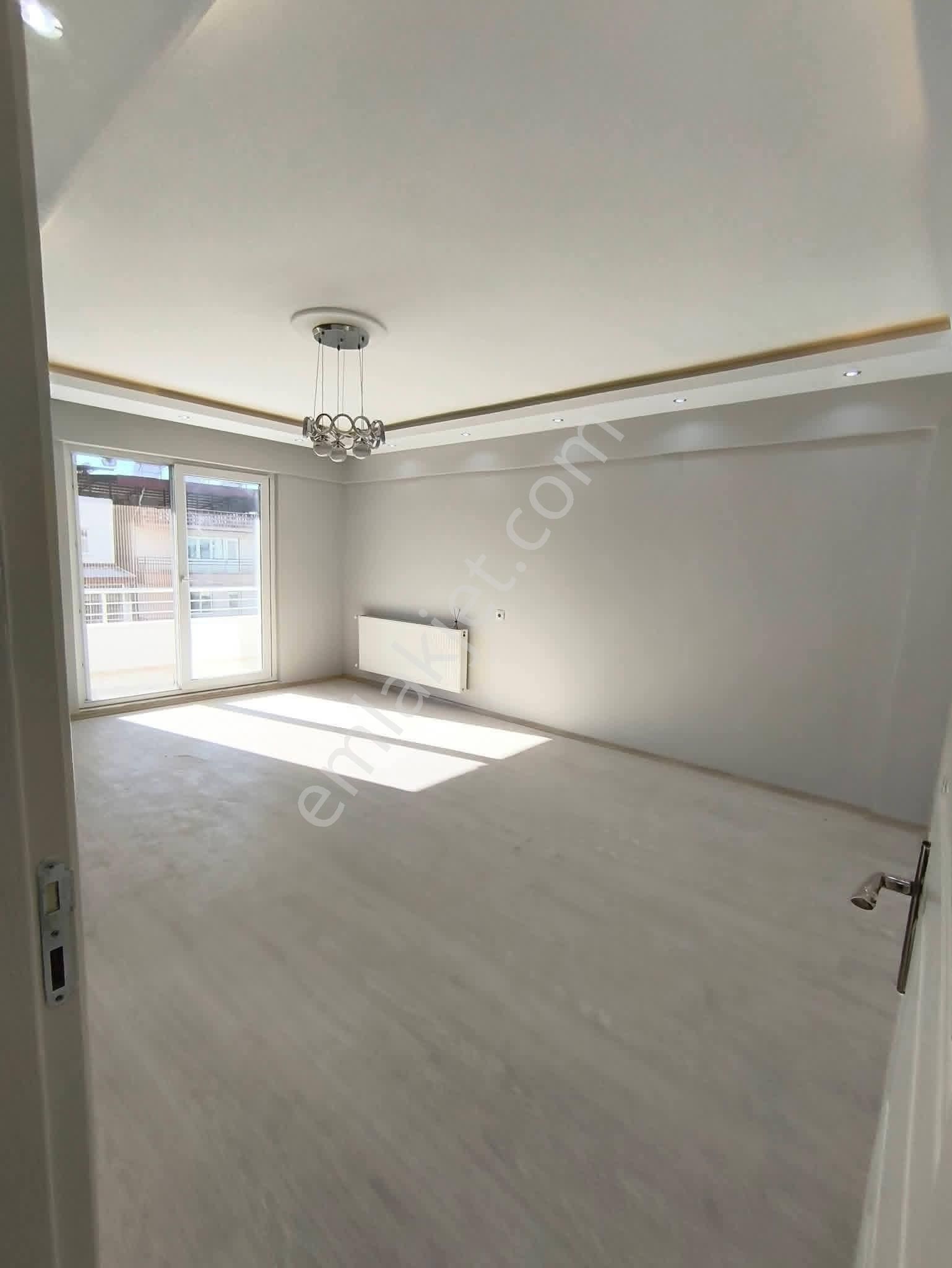 Umut Emlaktan Buharkent Merkezde 2+1 120 M2 Daire Satılıktır - Görsel 2