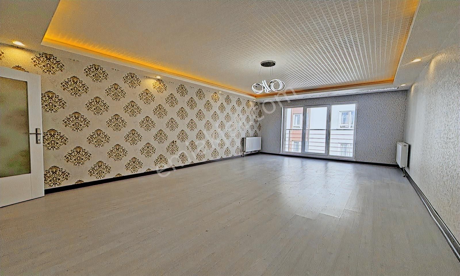 Bulvar'dan Geniş Masrafsız Full Yapılı Çift Balkonlu 4+1 Daire!! - Görsel 33