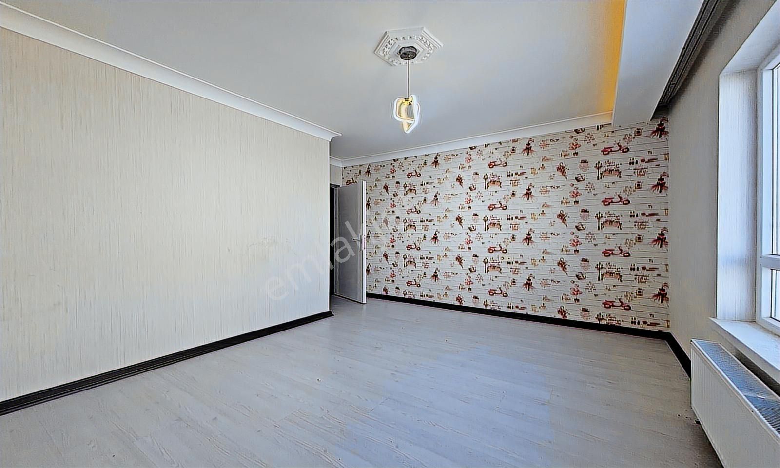 Bulvar'dan Geniş Masrafsız Full Yapılı Çift Balkonlu 4+1 Daire!! - Görsel 35
