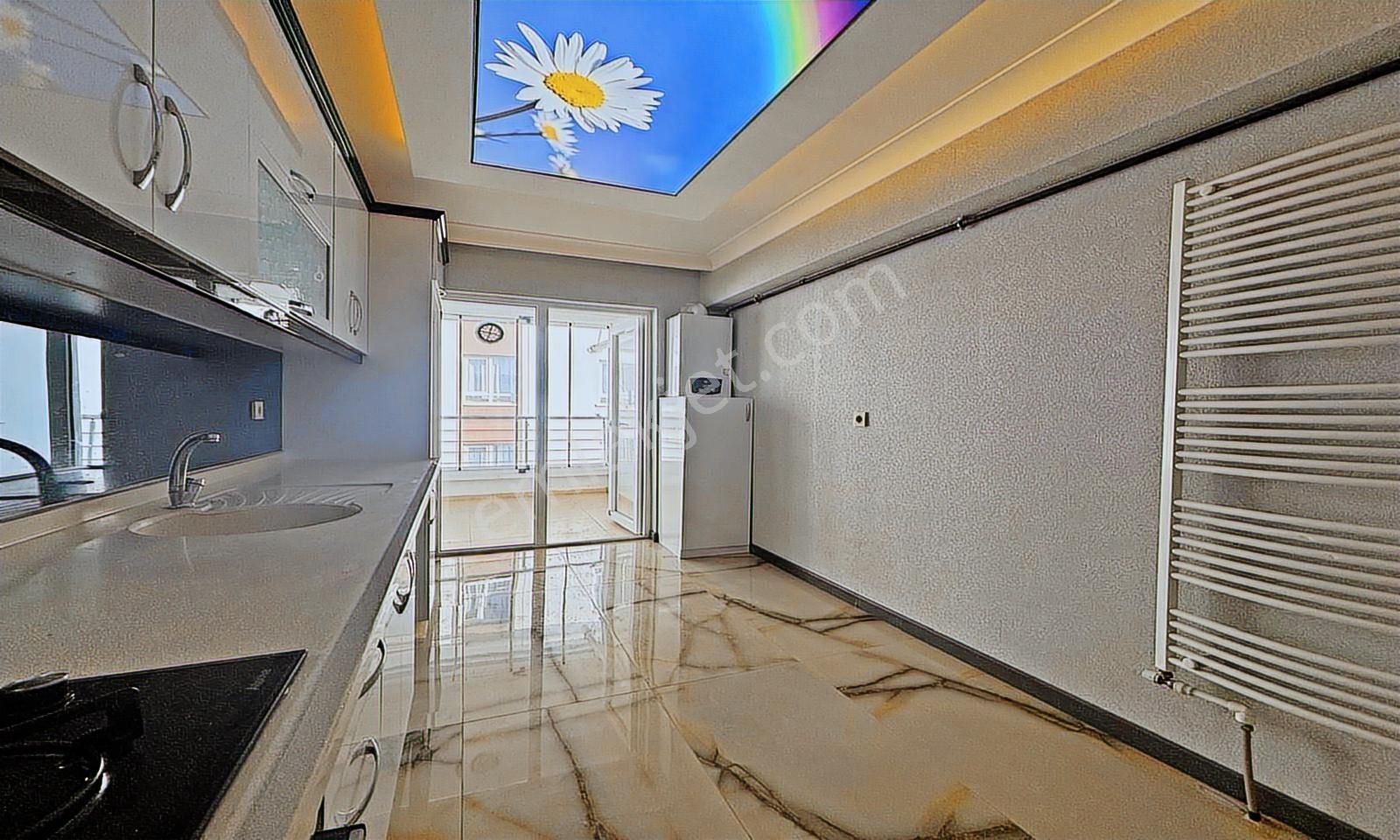 Bulvar'dan Geniş Masrafsız Full Yapılı Çift Balkonlu 4+1 Daire!! - Görsel 18