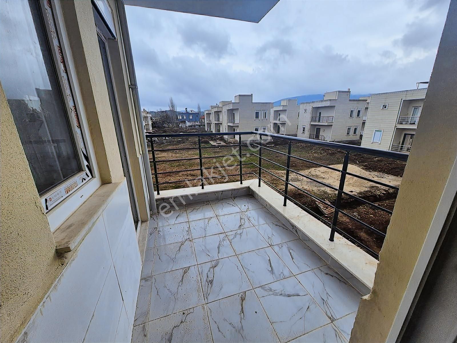 Antalya Döşemealtı Bademağacı Satılık Sıfır 2+1 İkiz Villa - Görsel 9