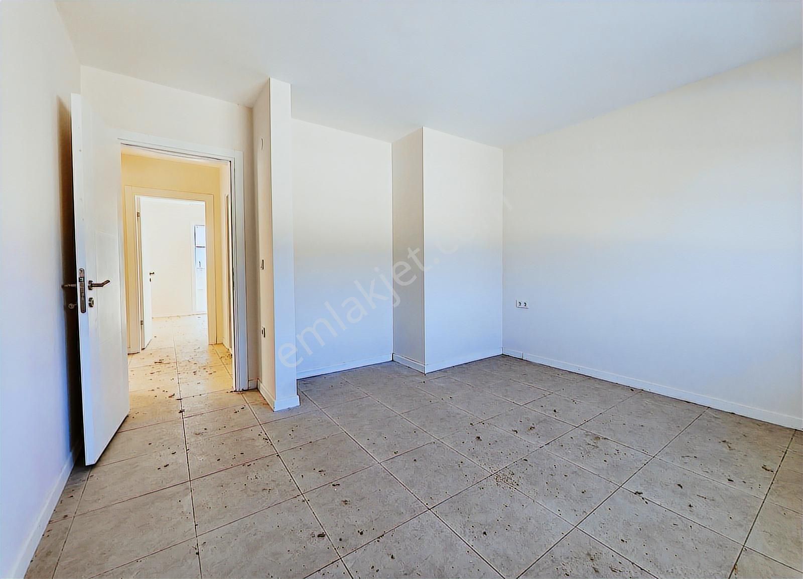 Kuşadası Caferli'de, Satılık, 3+1, Sıra Dışı, Müstakil Villa - Görsel 20